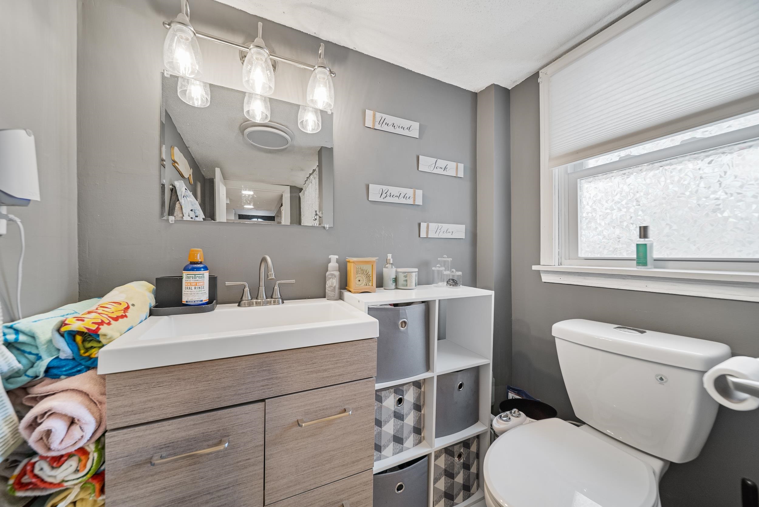 398 N Main St, Salem, NH 03079