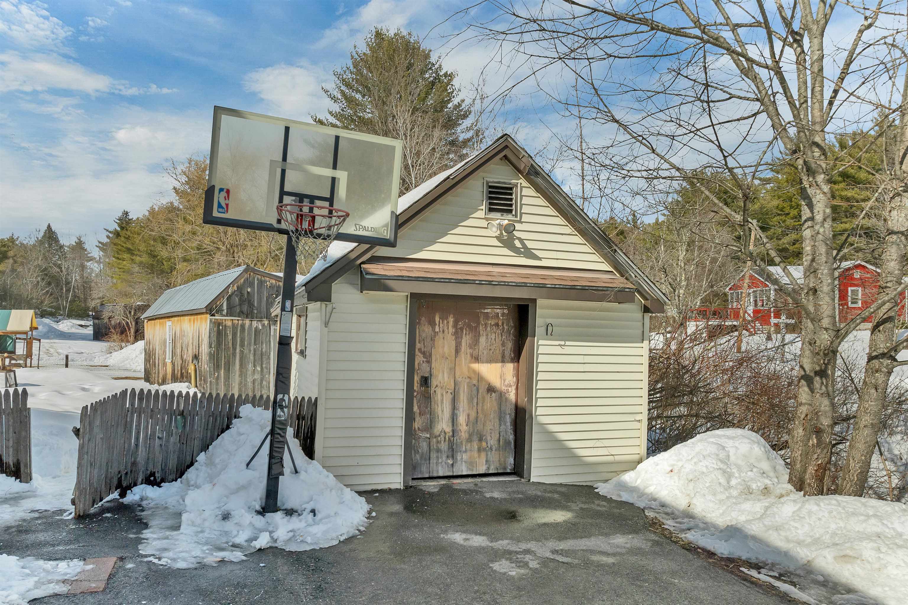 40 Wentworth Rd, Wakefield, NH 03872