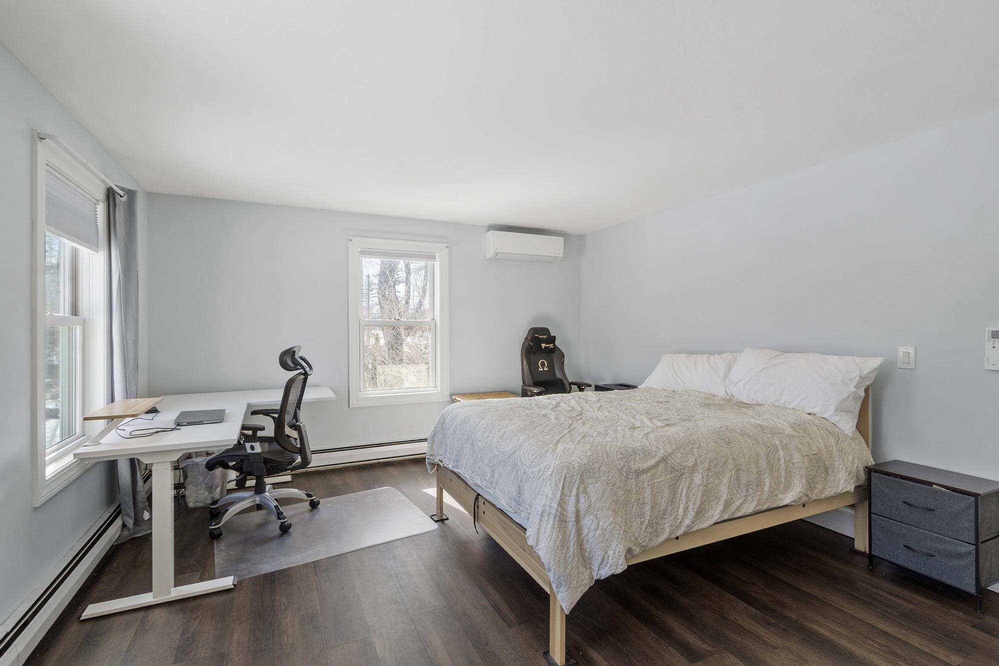 8 Rock N Pines Rd, Fremont, NH 03044