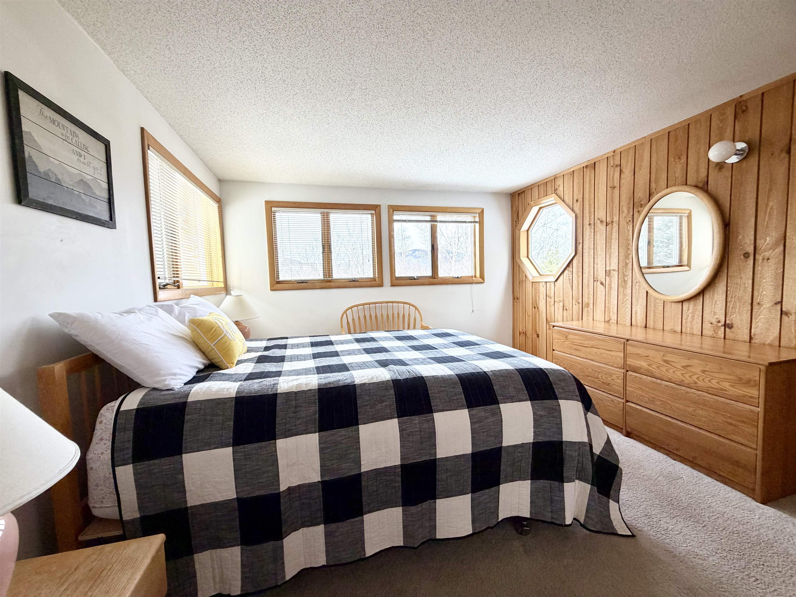 13 Laurel Cir, Thornton, NH 03285