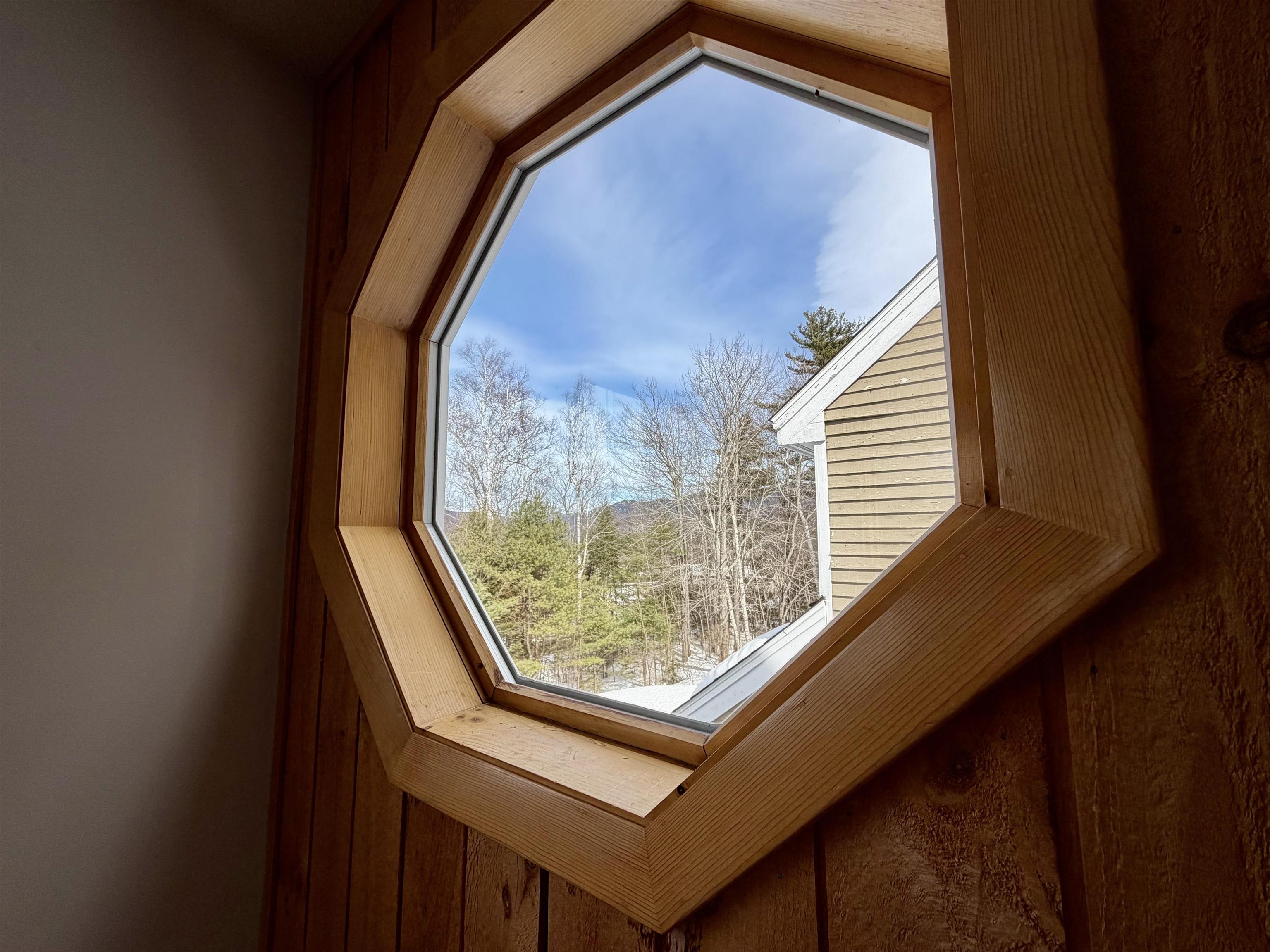 13 Laurel Cir, Thornton, NH 03285