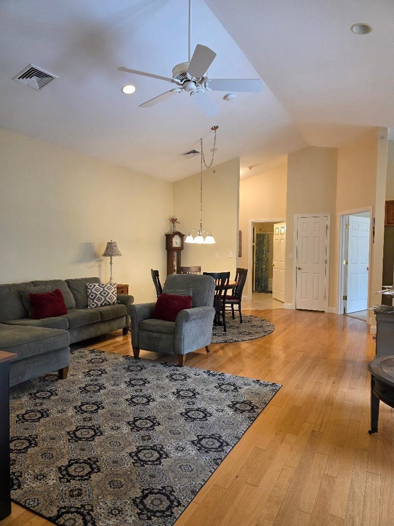 59 Cluff Rd #80, Salem, NH 03079