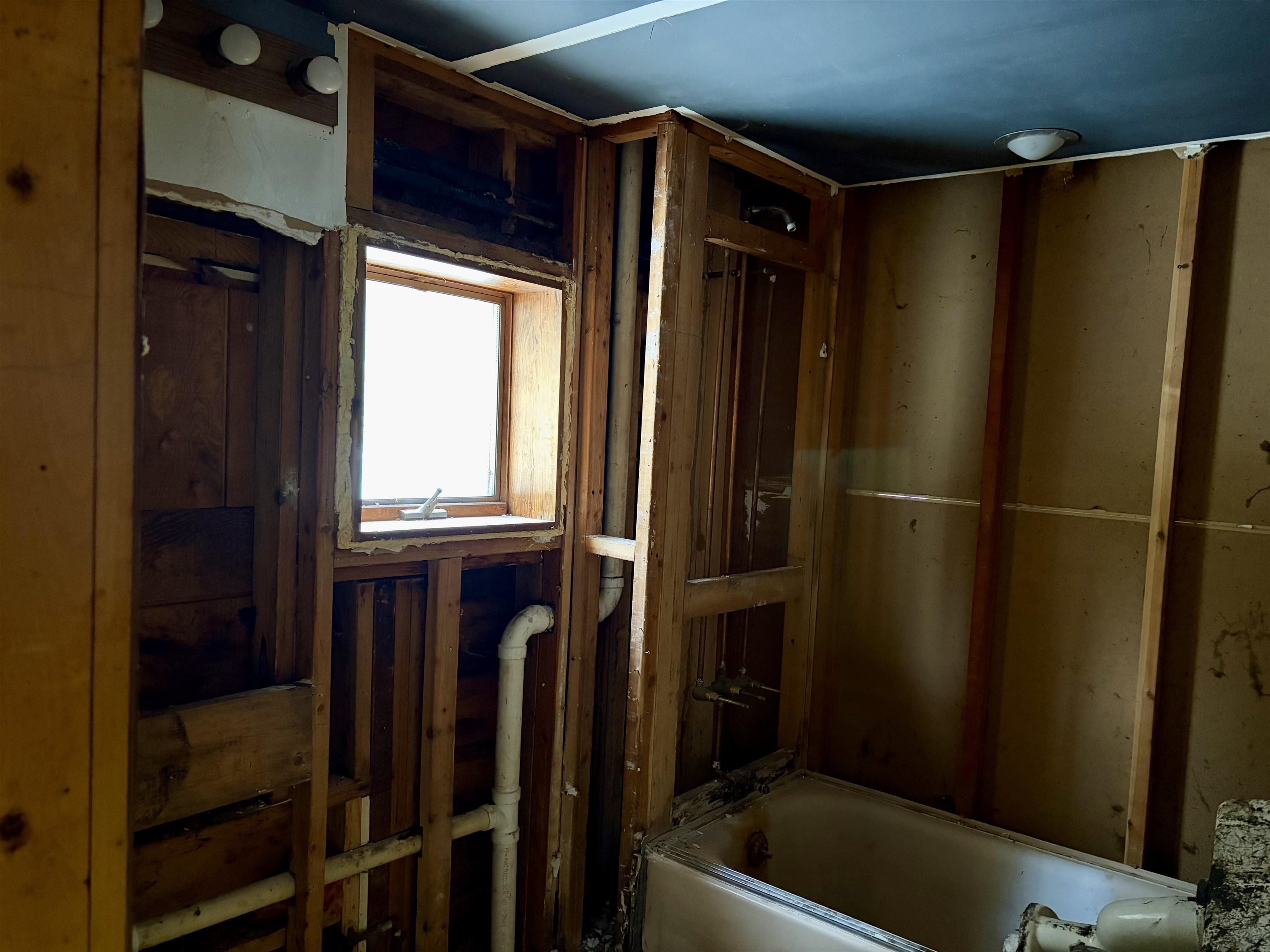 1139 E Conway Rd, Conway, NH 03813