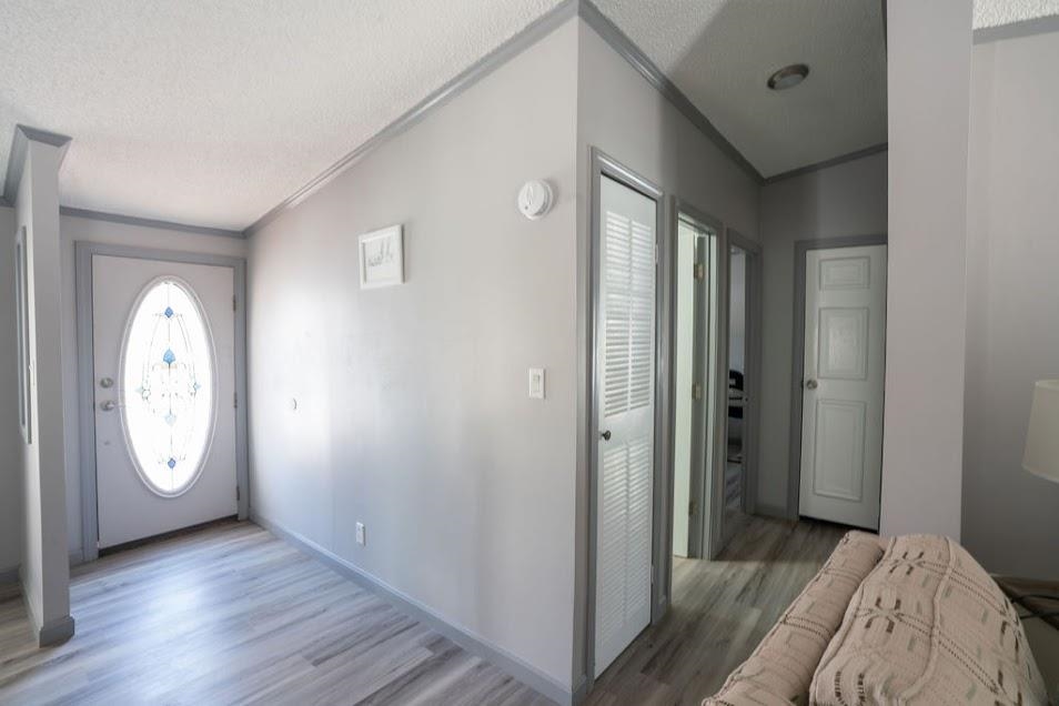 6 Lincoln St, Epsom, NH 03234