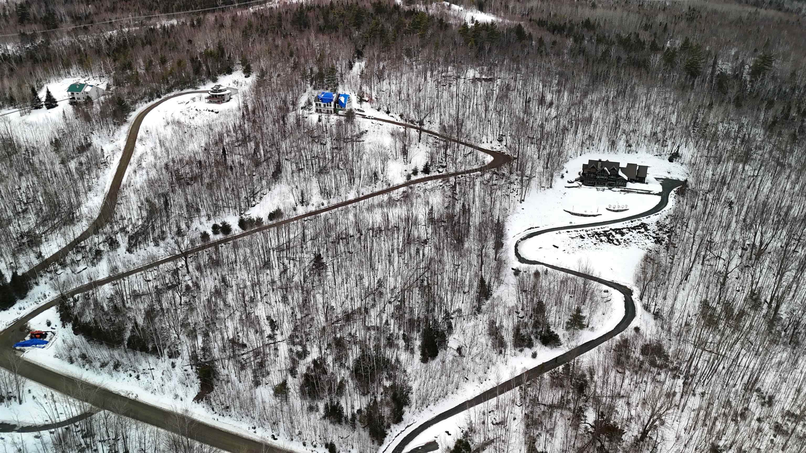 150 North Peak Dr, Easton, NH 03580