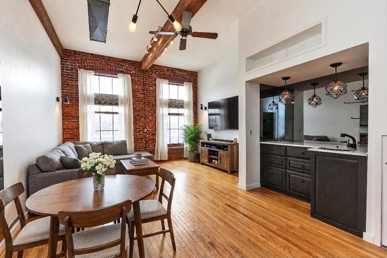 37 Church St #13, Keene, NH 03431