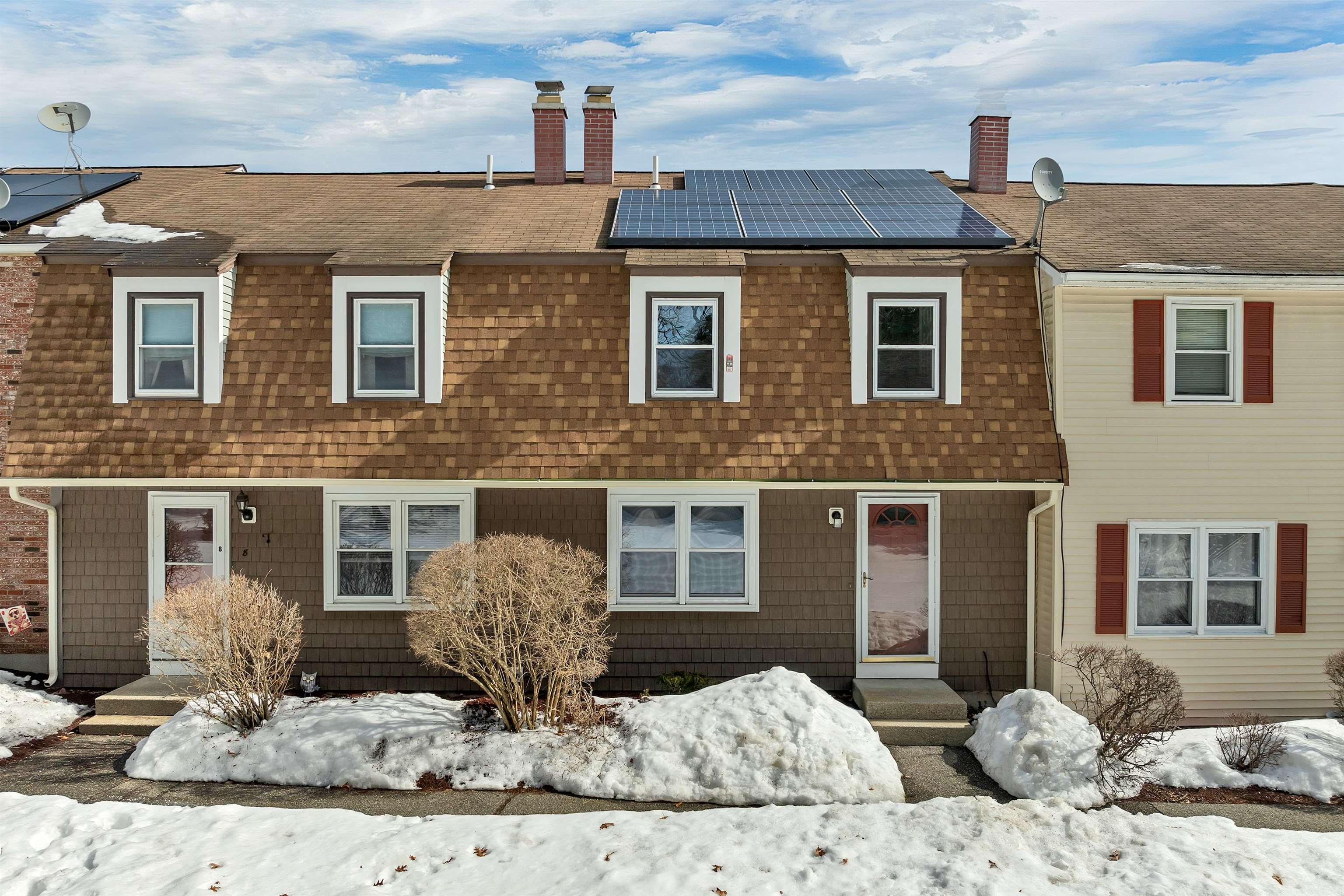 6 Stonegate Ln, Derry, NH 03038