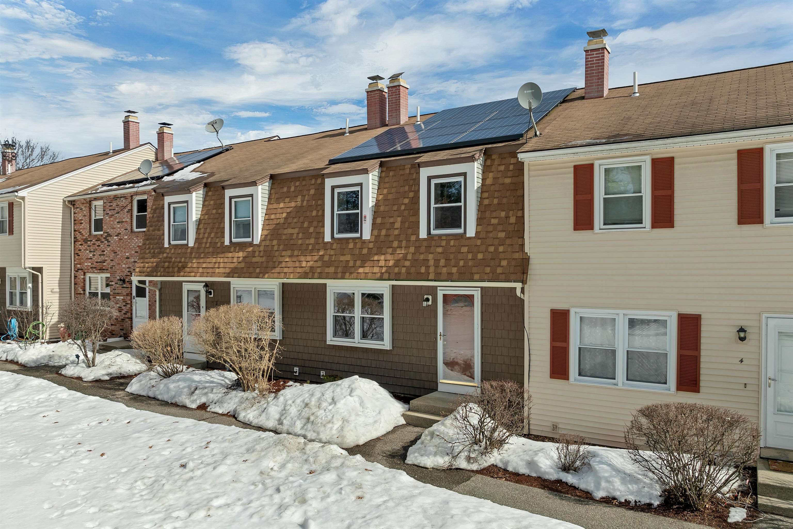 6 Stonegate Ln, Derry, NH 03038