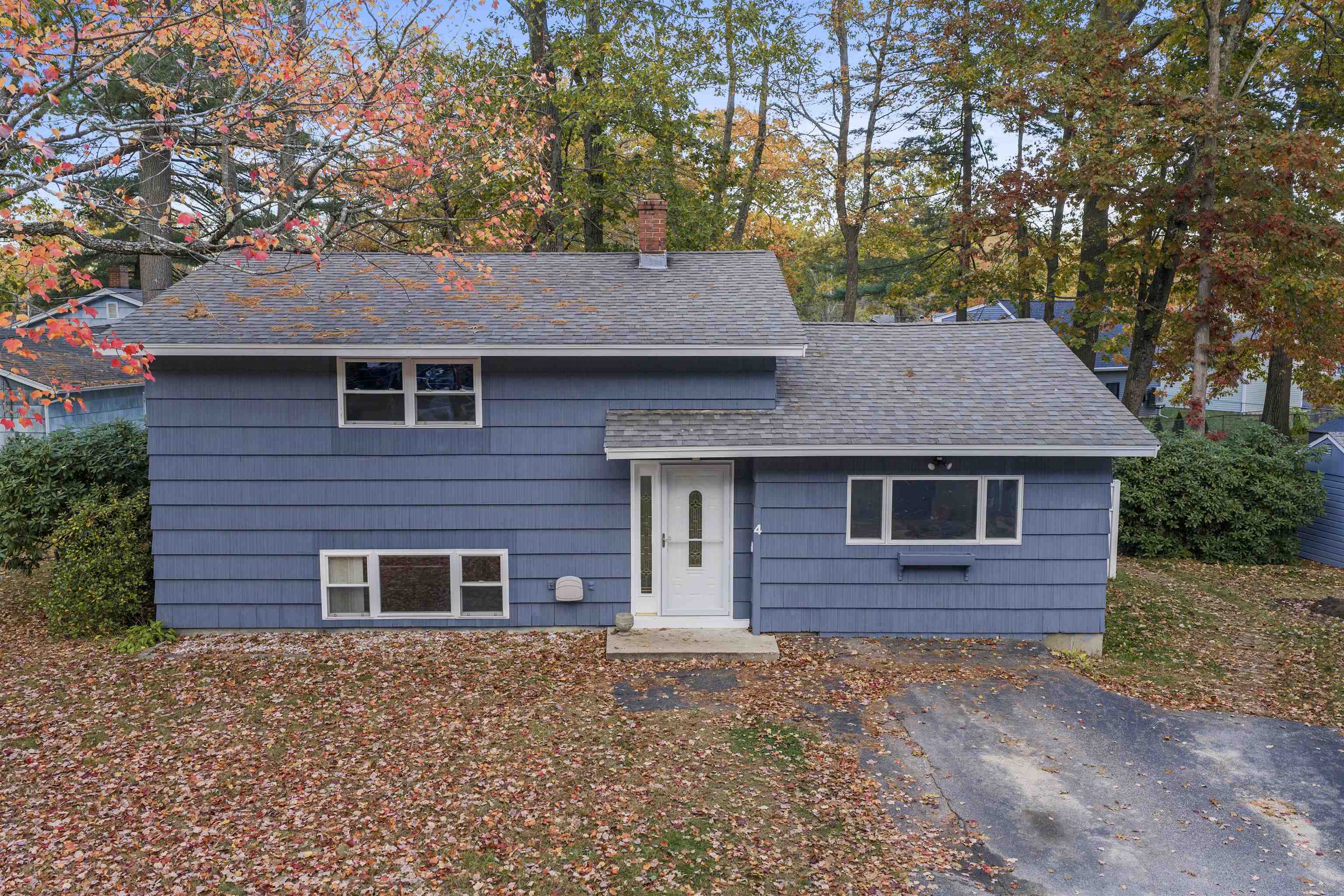 4 Tanglewood Dr, Dover, NH 03820