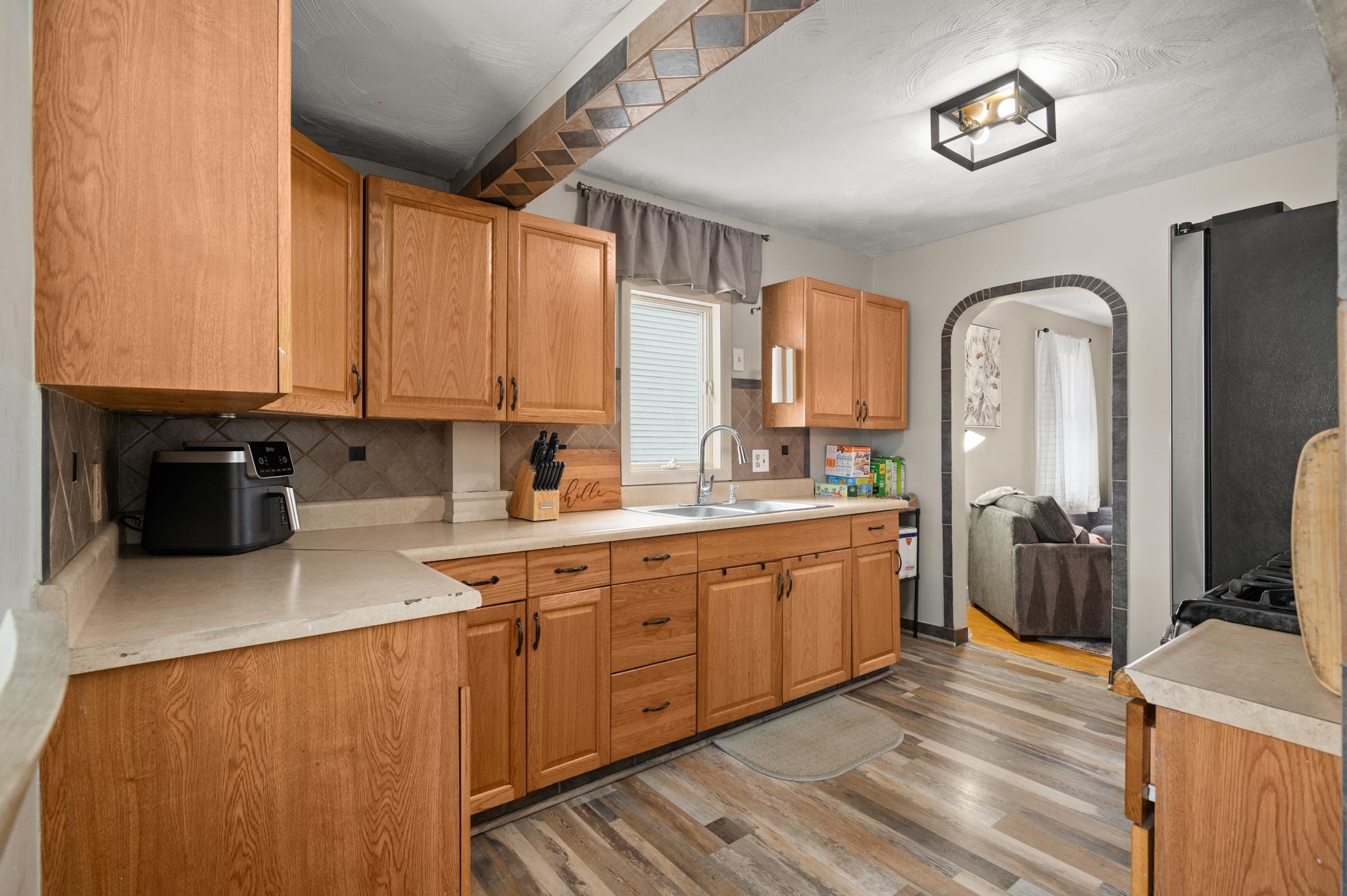 21 Williams St, Nashua, NH 03060