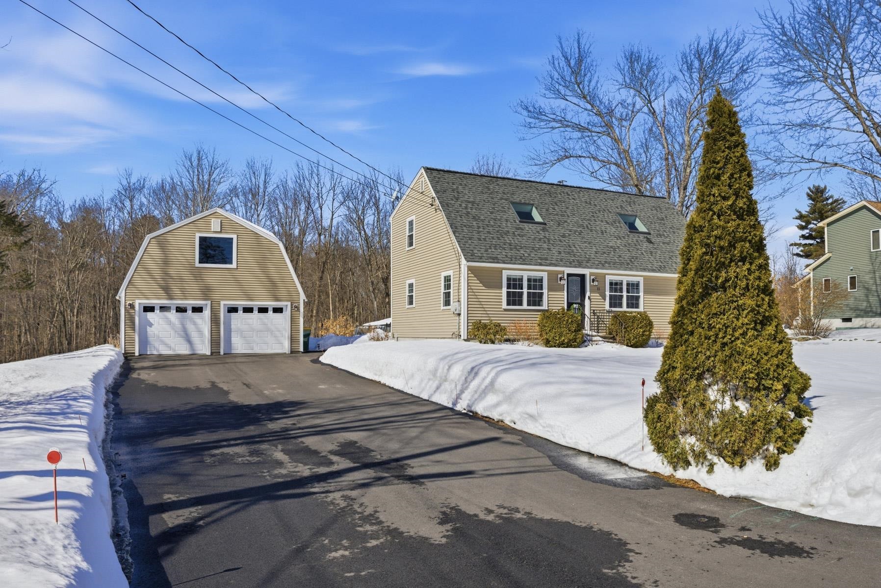11 Ryan Cir, Rochester, NH 03867