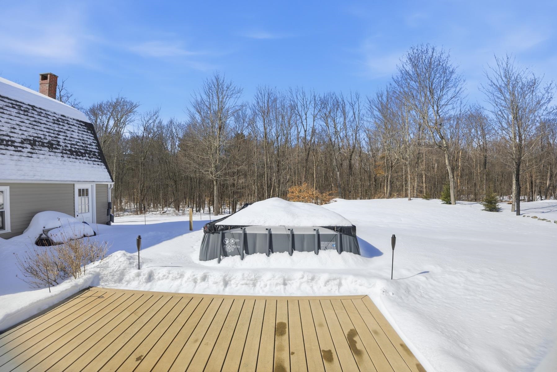 11 Ryan Cir, Rochester, NH 03867