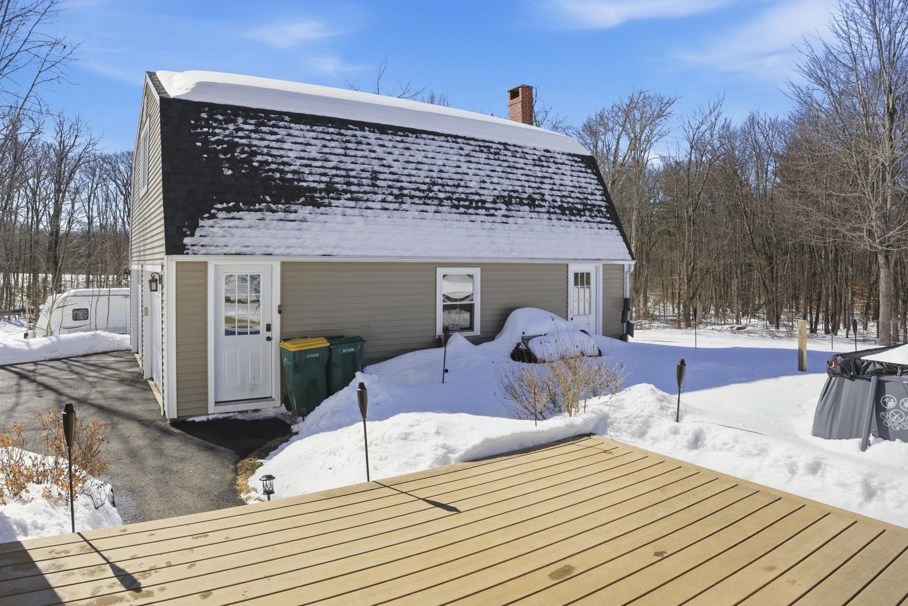 11 Ryan Cir, Rochester, NH 03867
