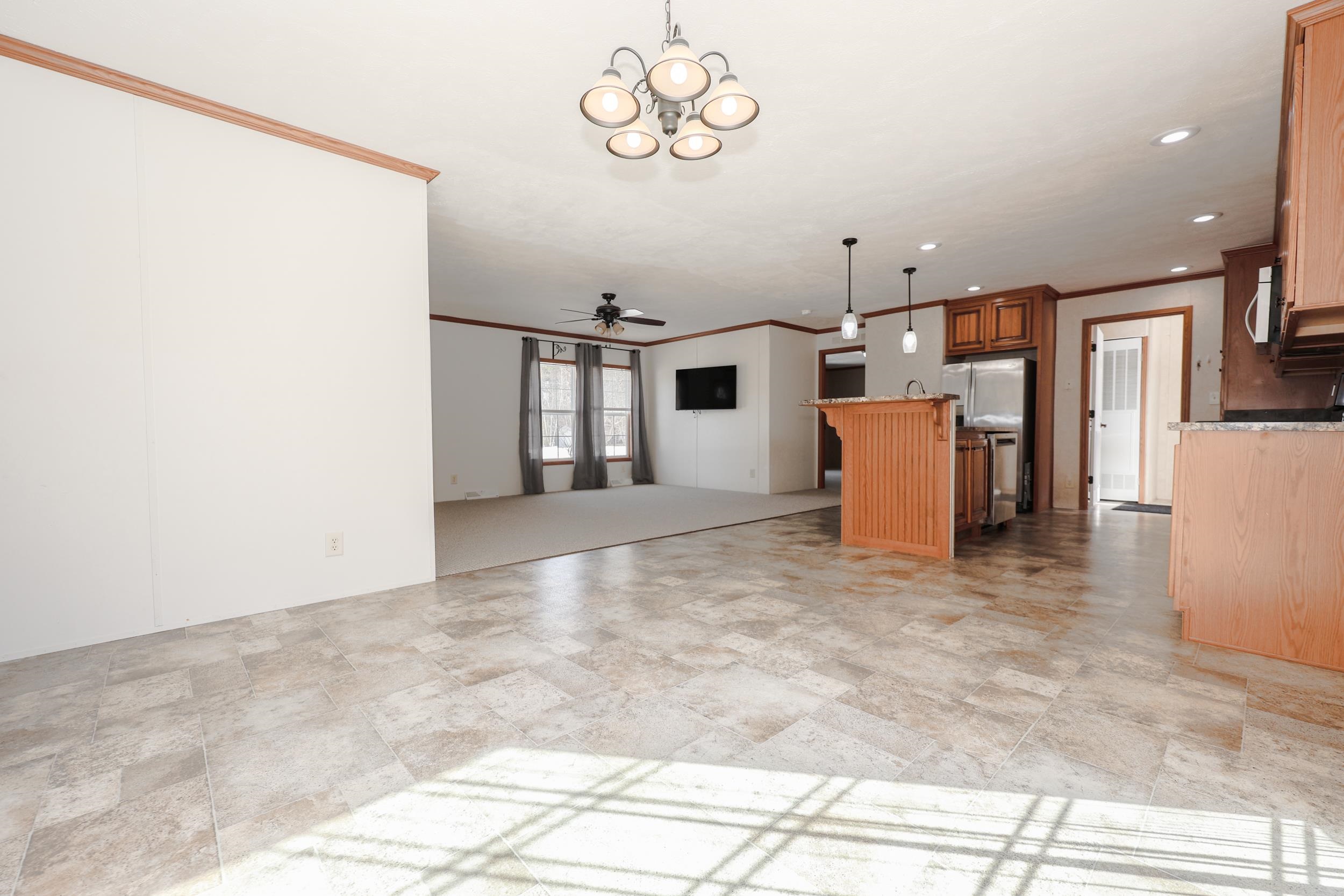 67 Stacey Dr, Hopkinton, NH 03229