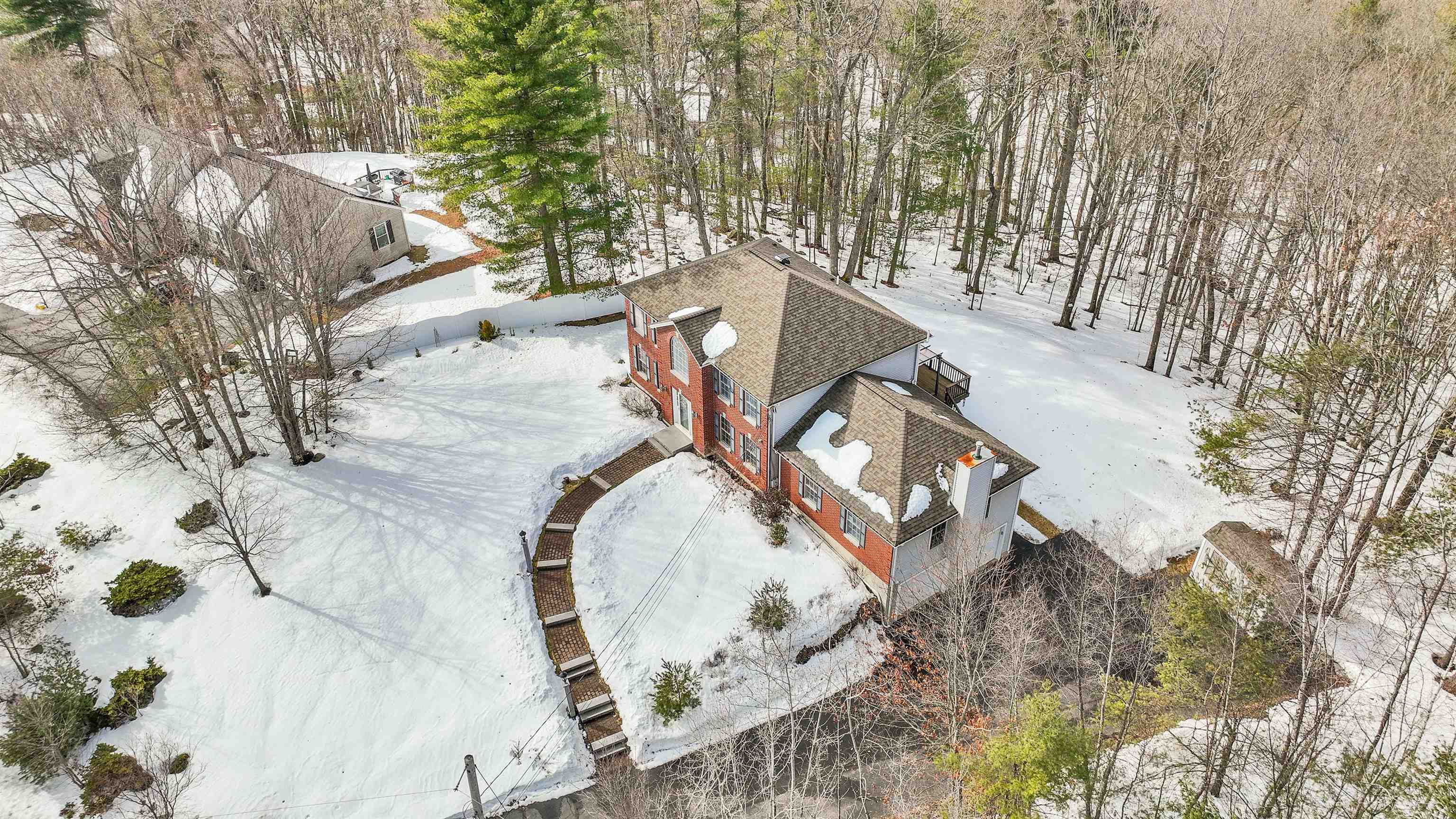 9 Quarry Rd, Hooksett, NH 03106