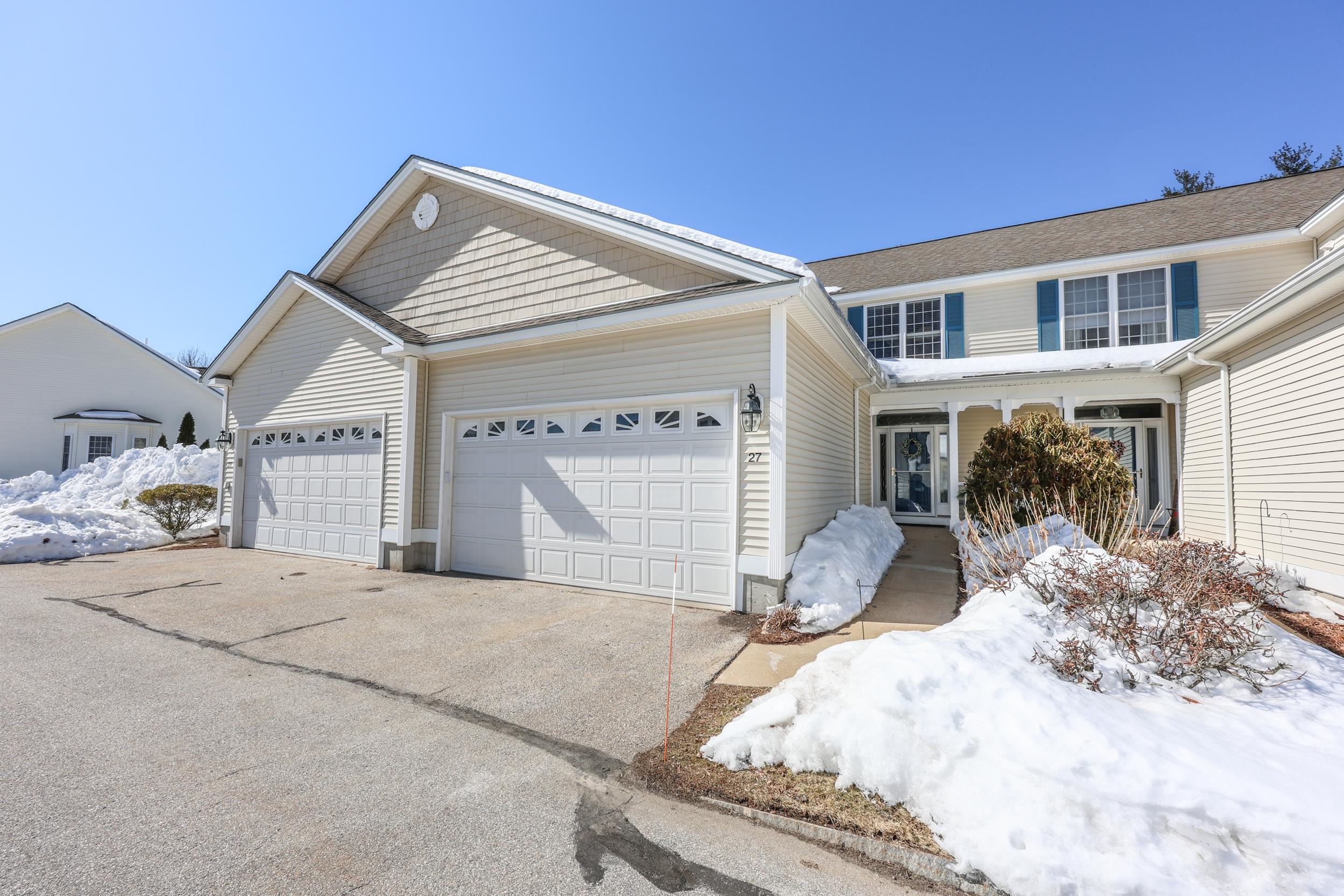 34 Mammoth Rd, Hooksett, NH 03106