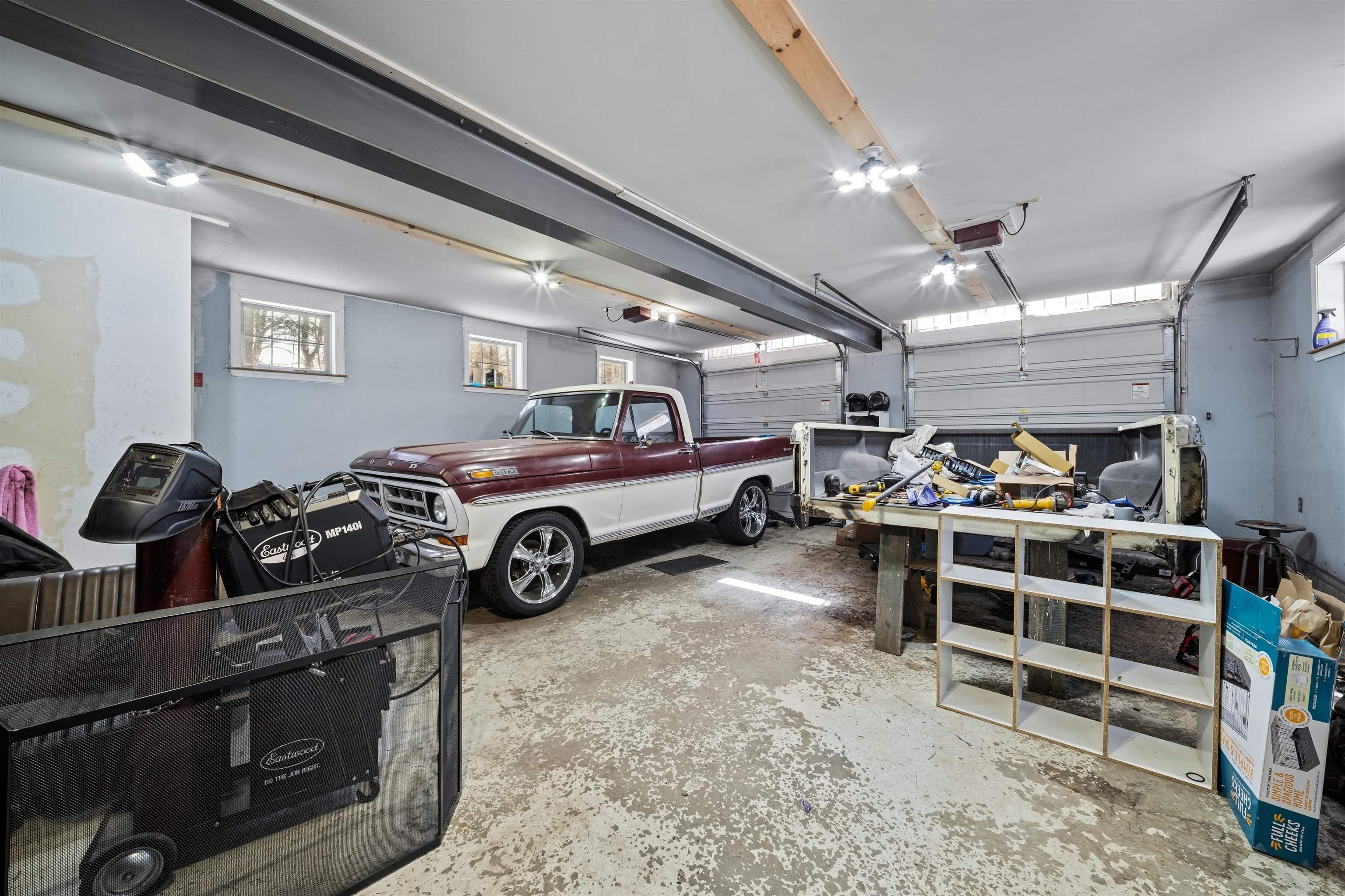 12 Loring Dr, Rochester, NH 03839