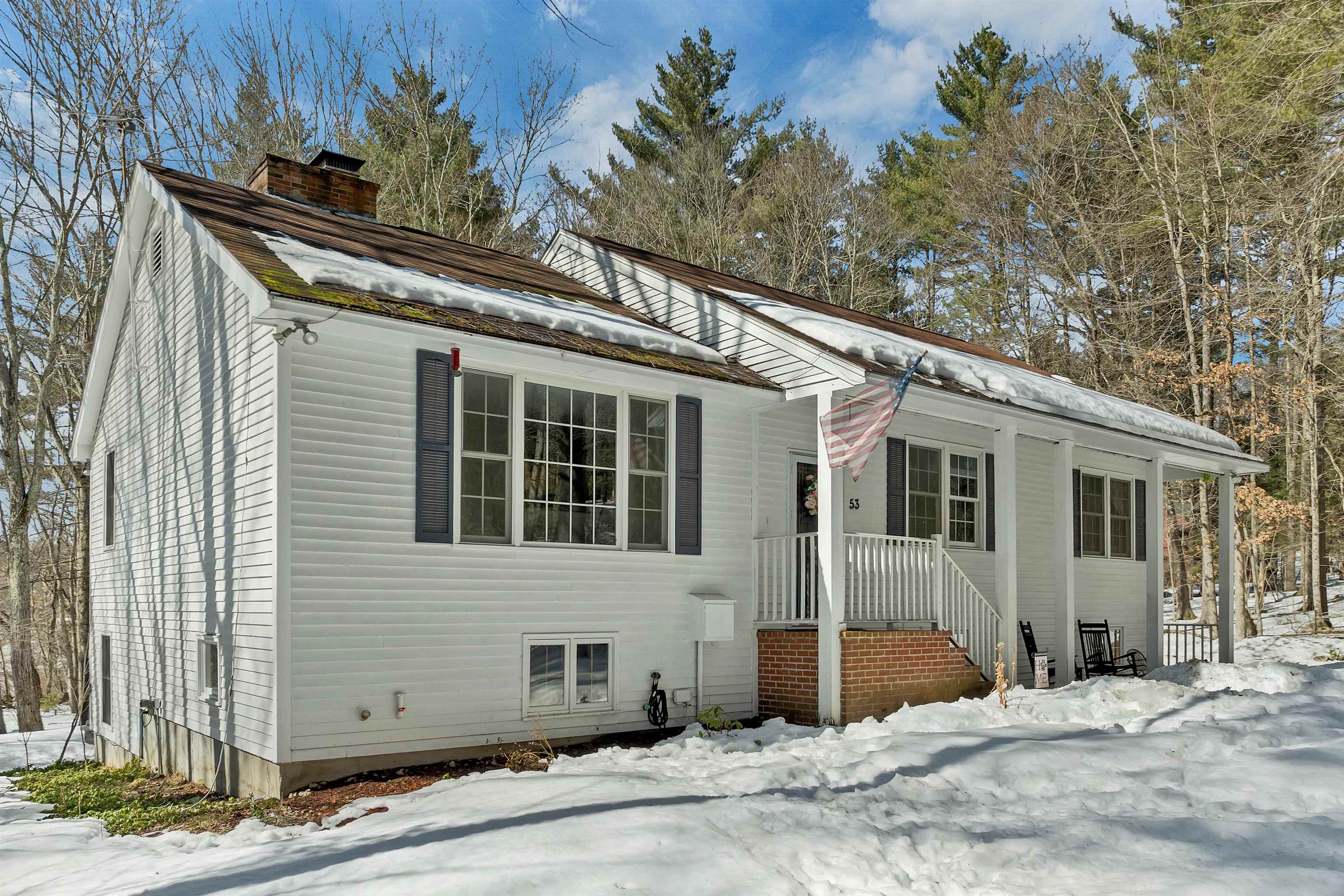 53 Seton Dr, Bedford, NH 03110
