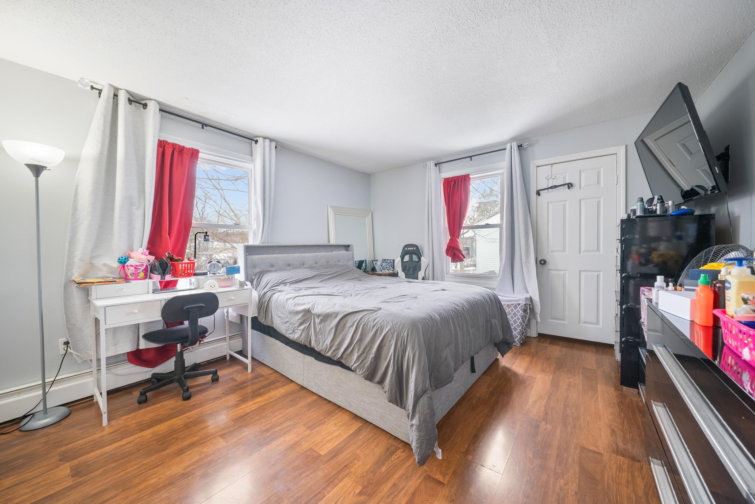 33-35 Ferson St, Nashua, NH 03060