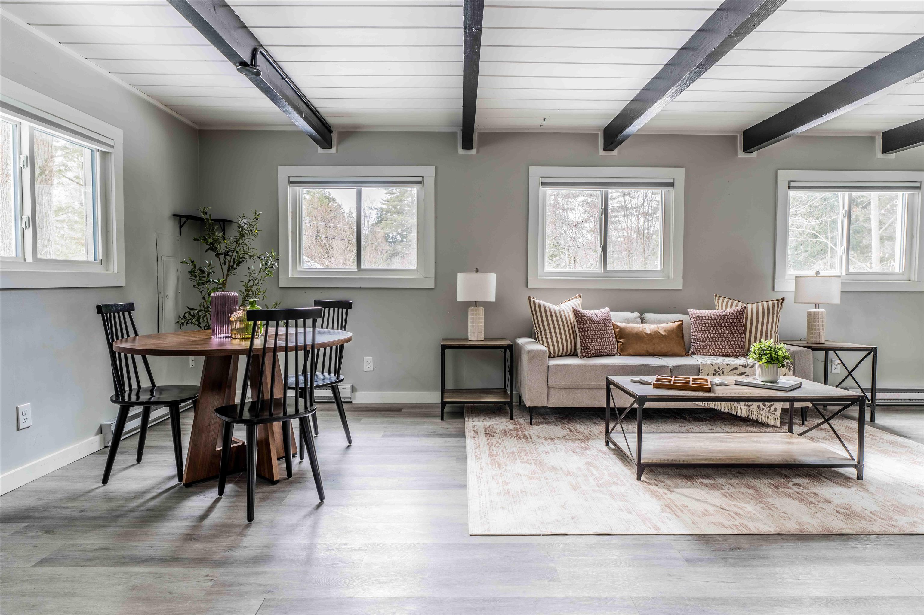 12 Old Lantern Rd, Hillsborough, NH 03244