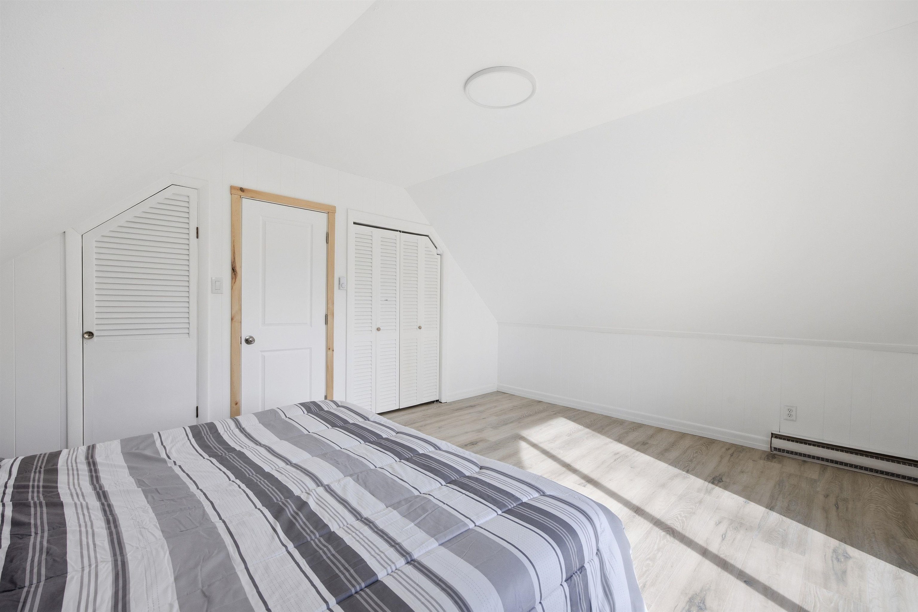 23 Huttwil Dr, Madison, NH 03849