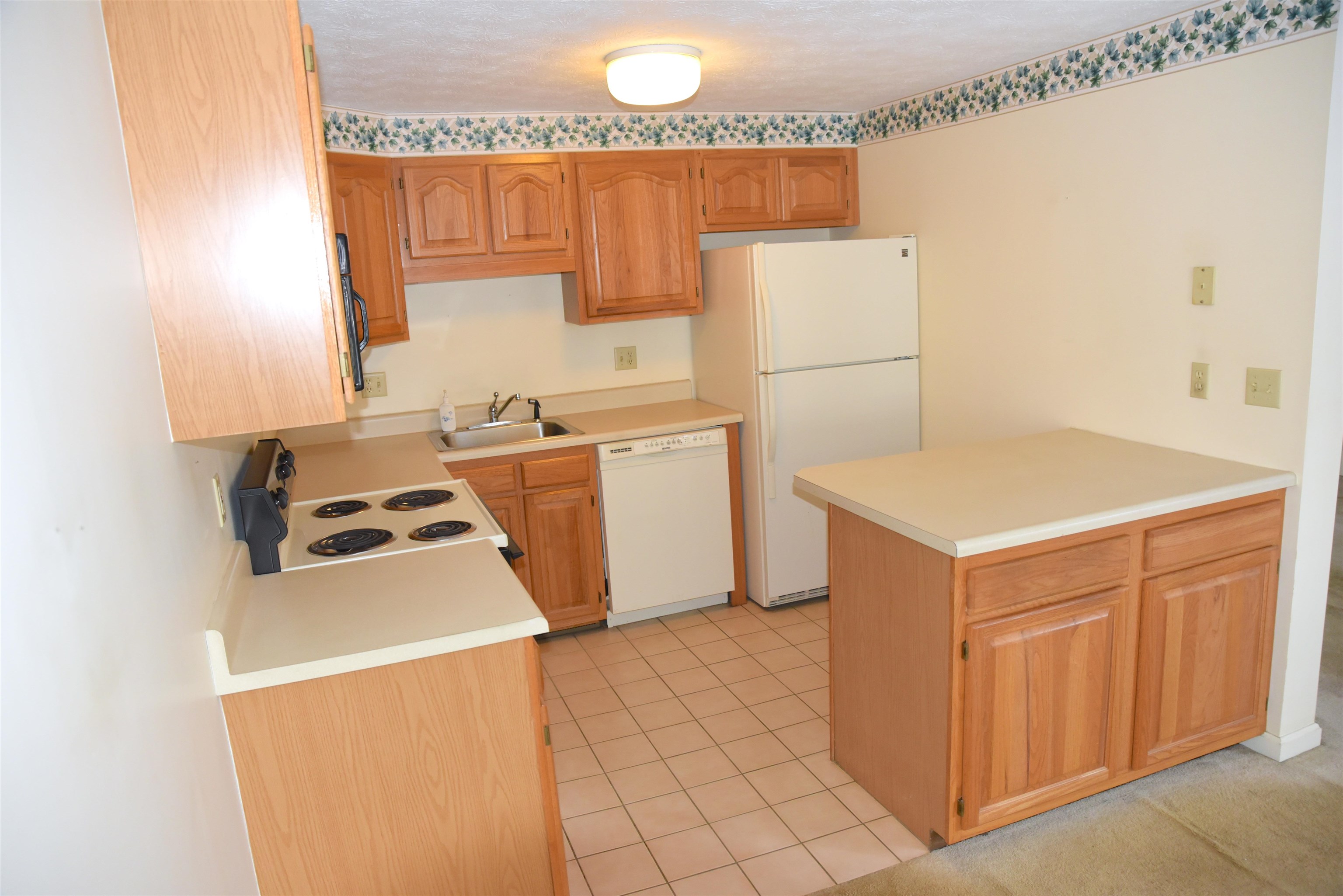 84 Branch Turnpike, Concord, NH 03301