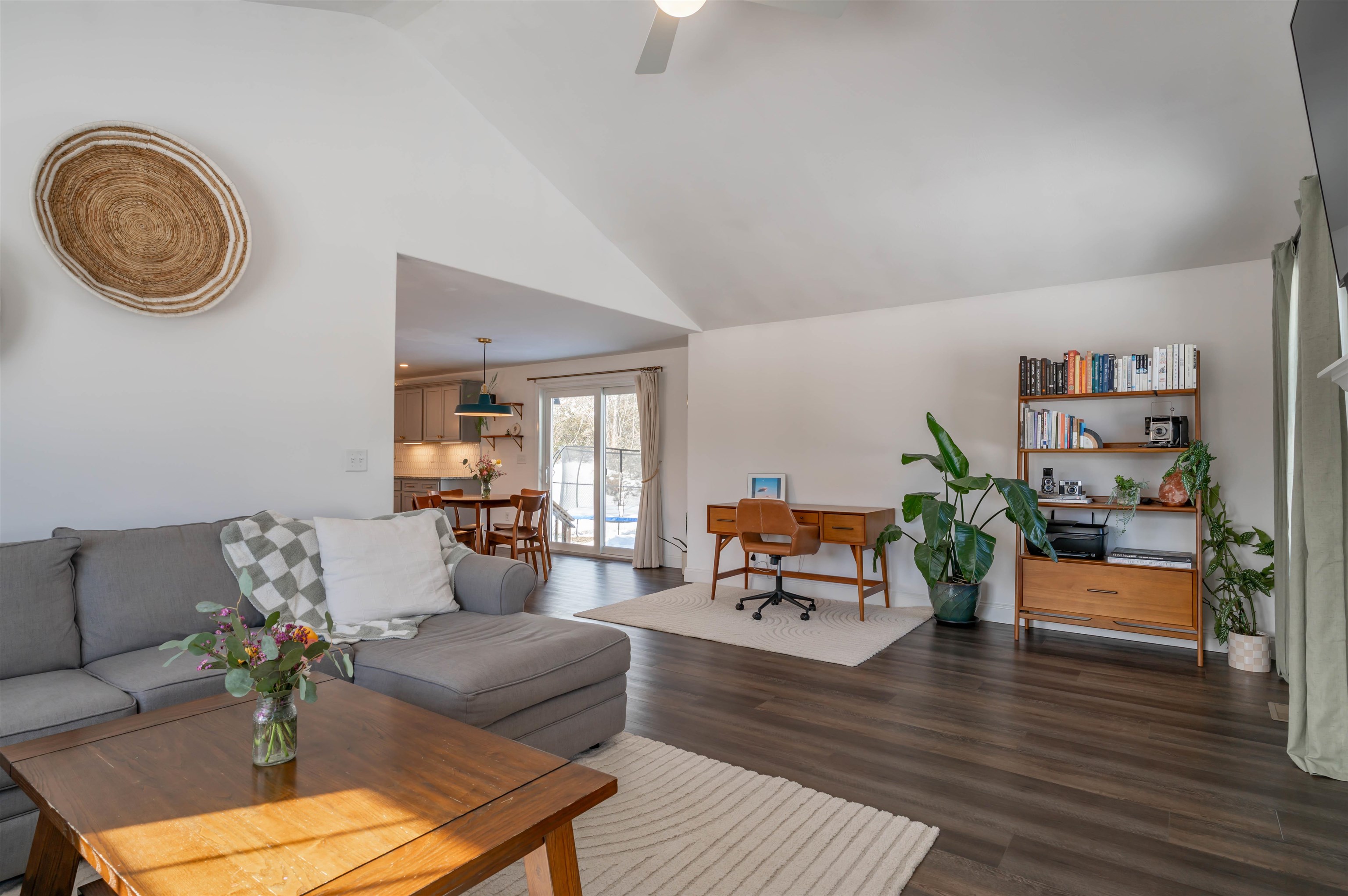 87 Timber Ridge Dr, Milford, NH 03055