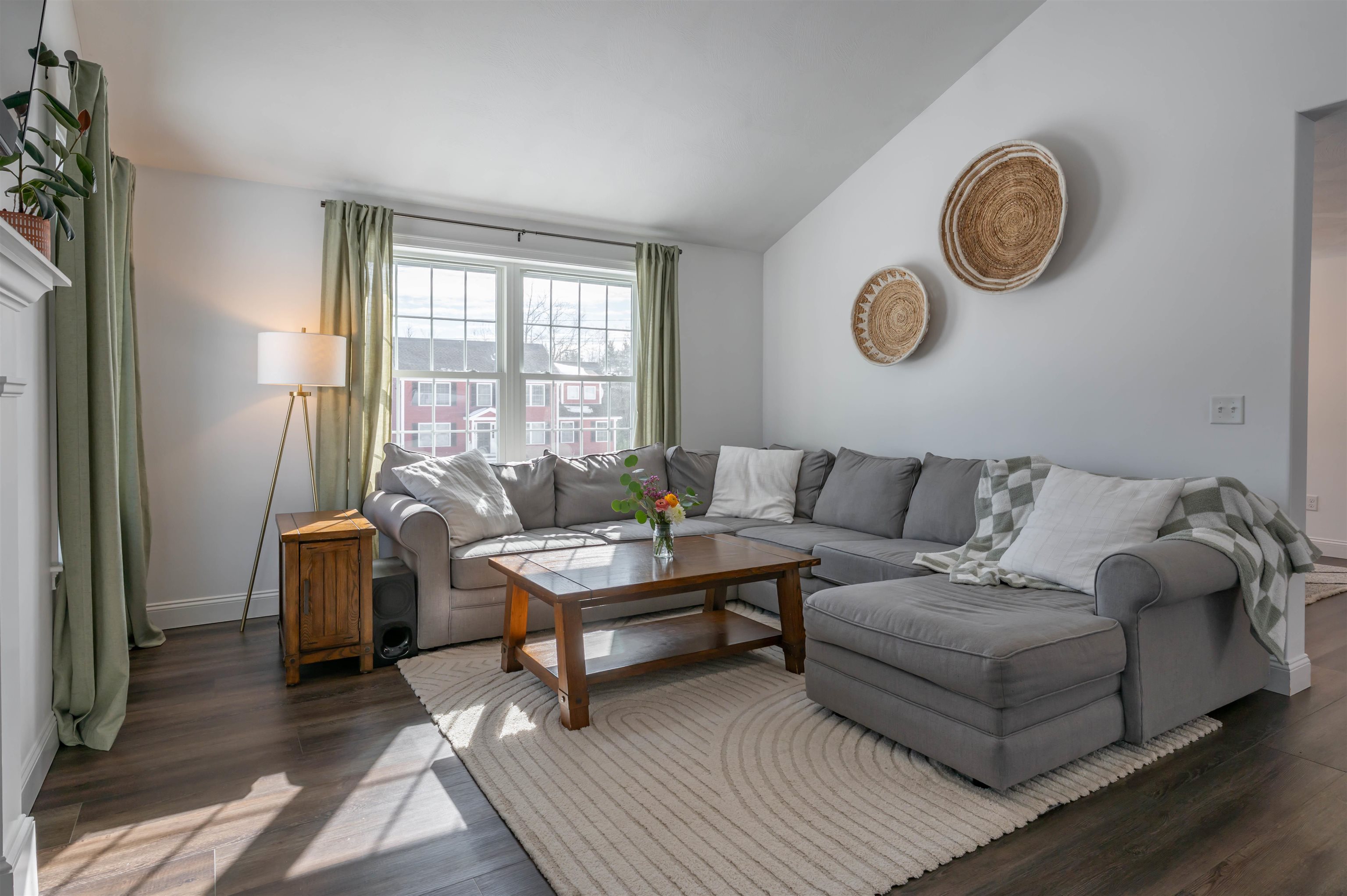 87 Timber Ridge Dr, Milford, NH 03055