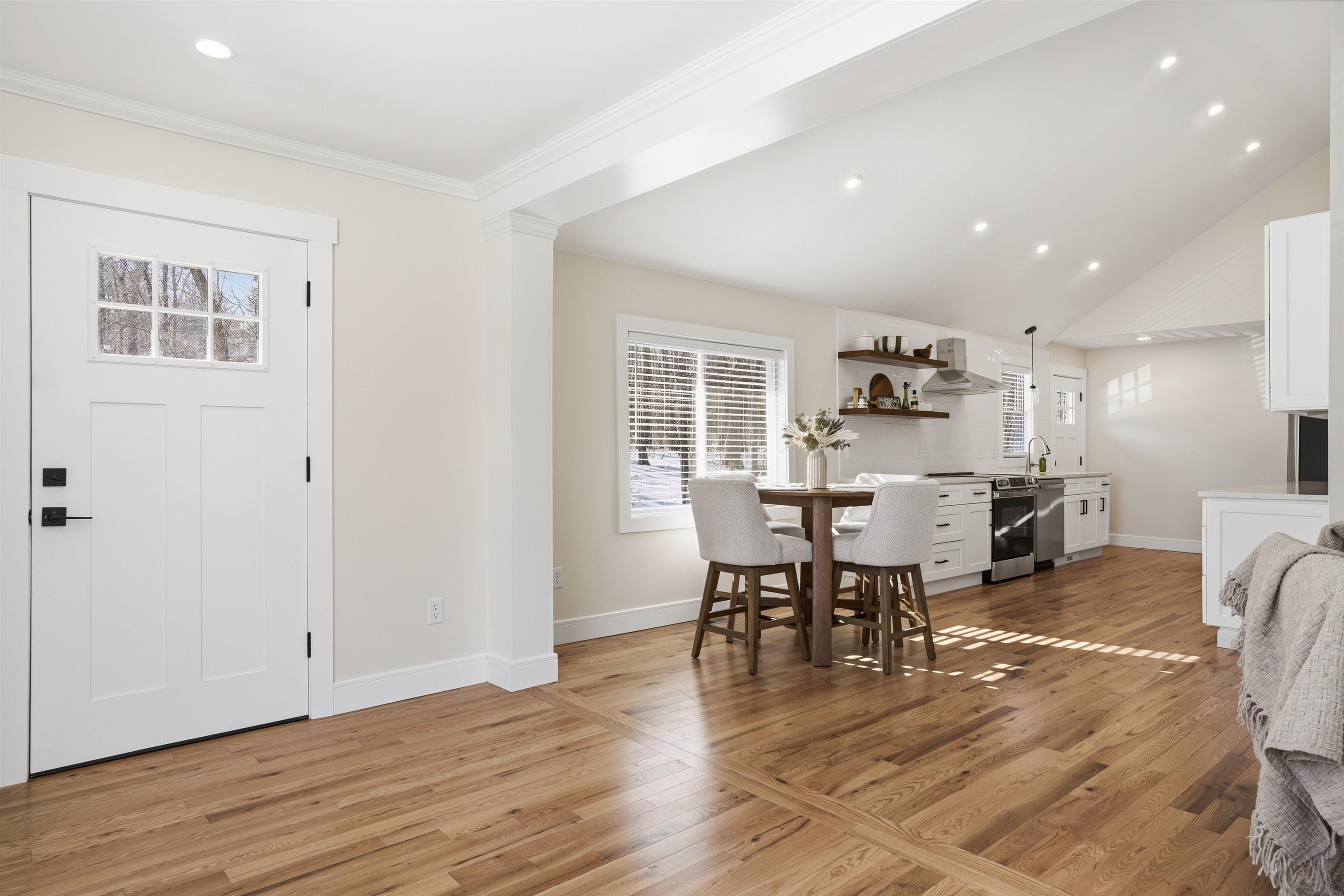 50 Cobbetts Pond Rd, Windham, NH 03087