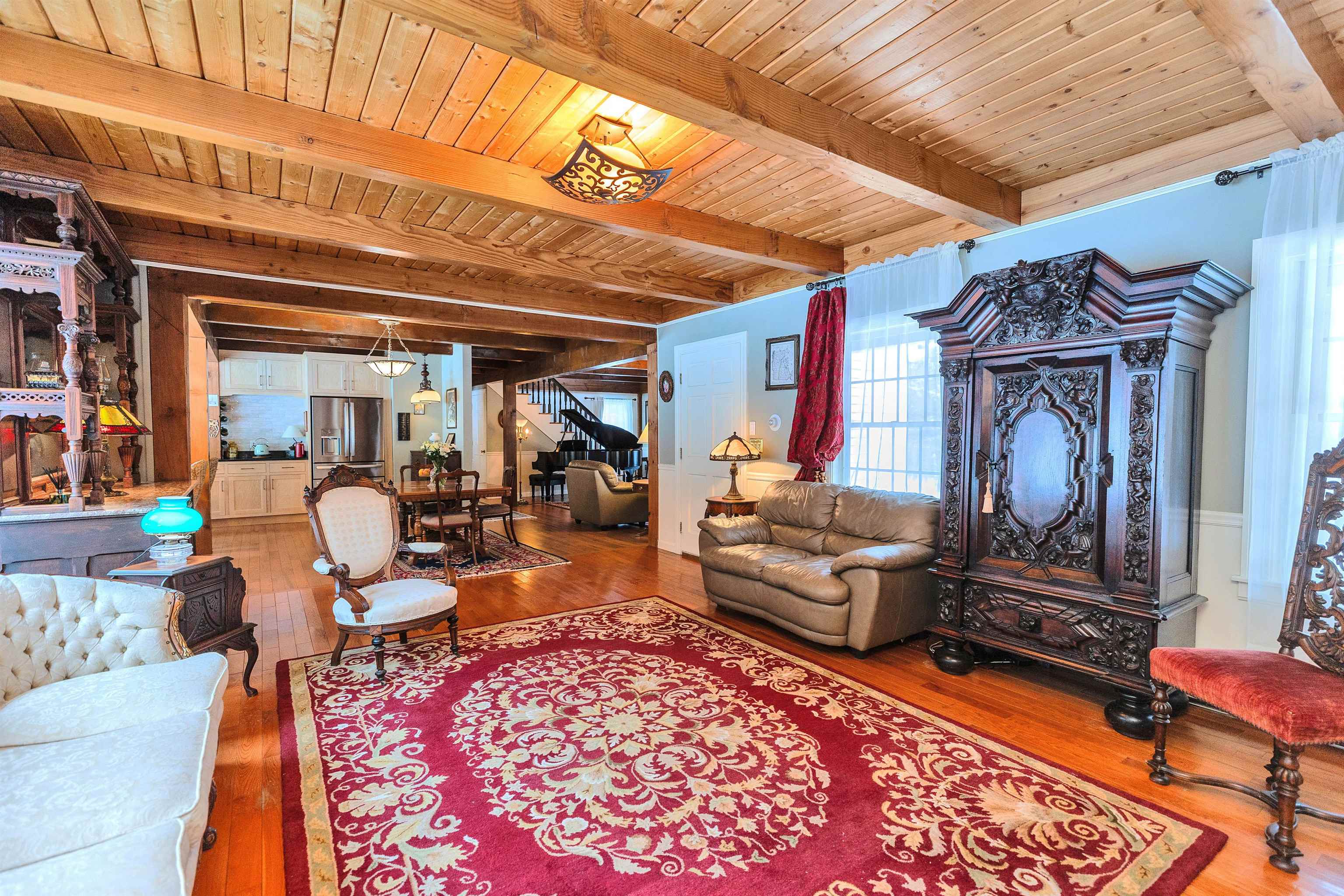 1481 Bennington Rd, Francestown, NH 03043