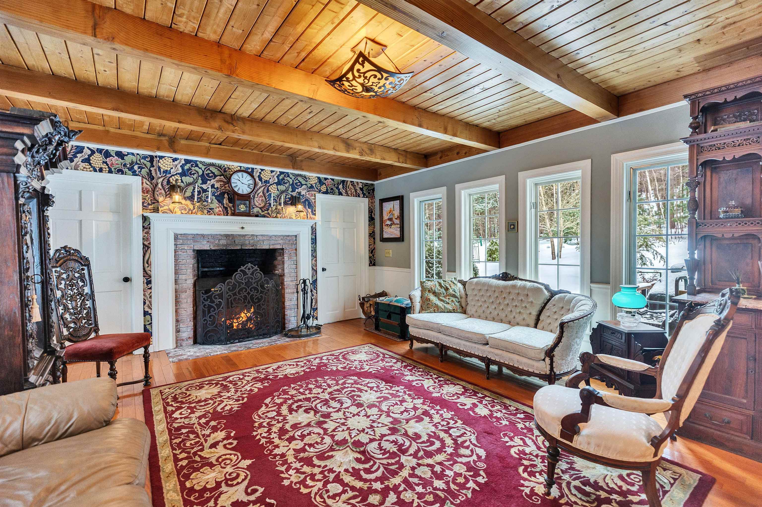 1481 Bennington Rd, Francestown, NH 03043