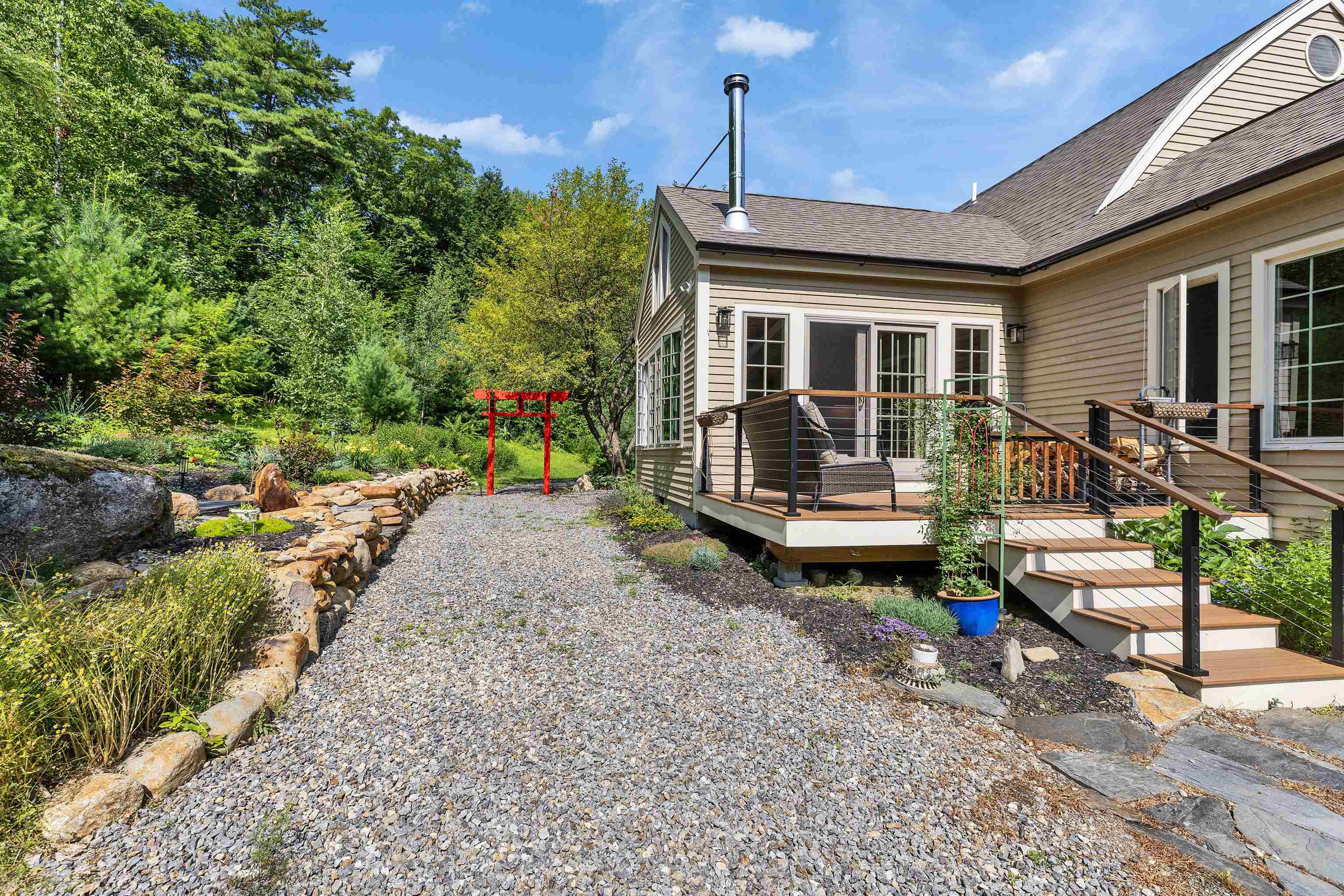 1481 Bennington Road, Francestown, NH photo 3