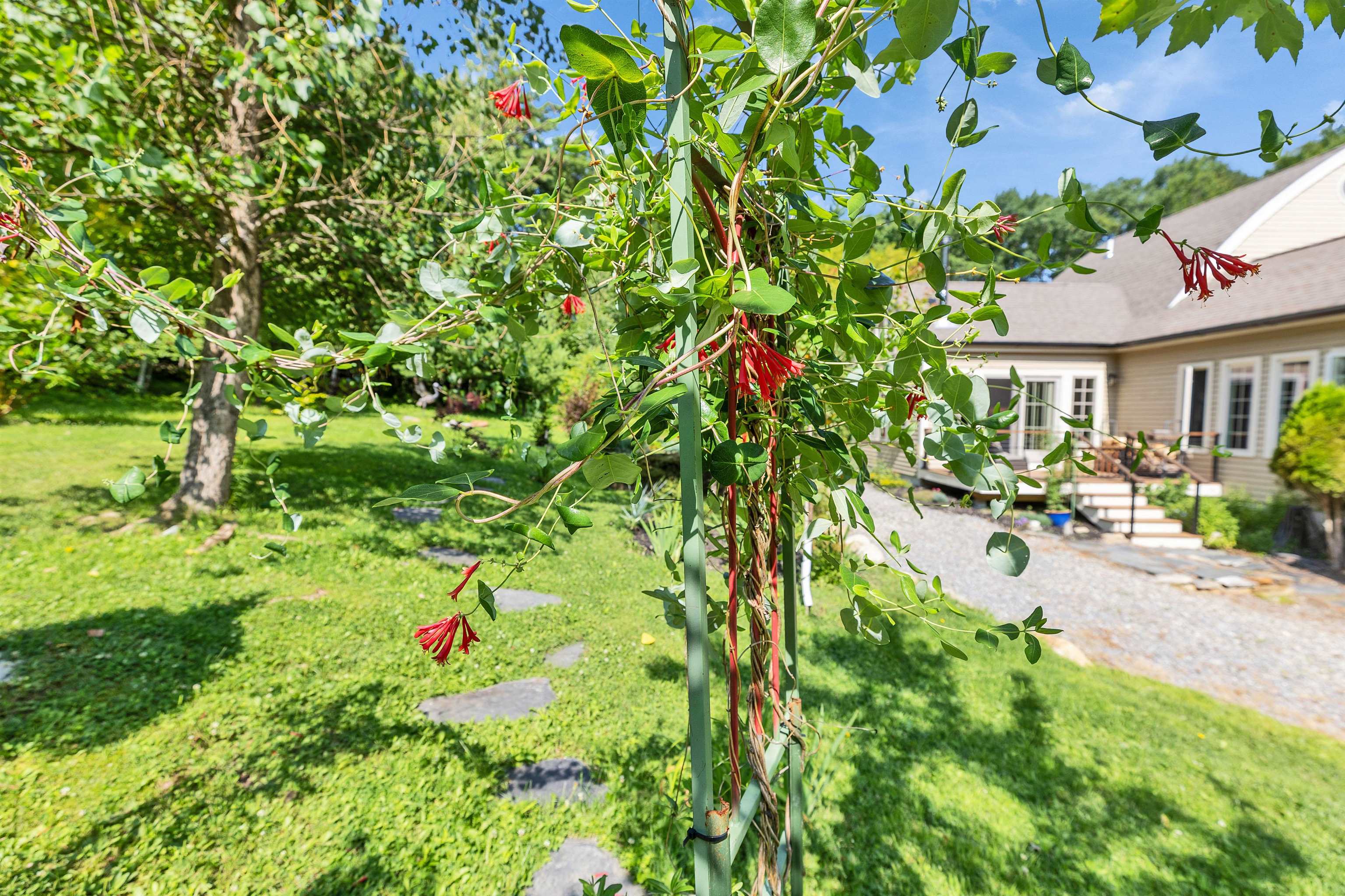 1481 Bennington Road, Francestown, NH photo 4