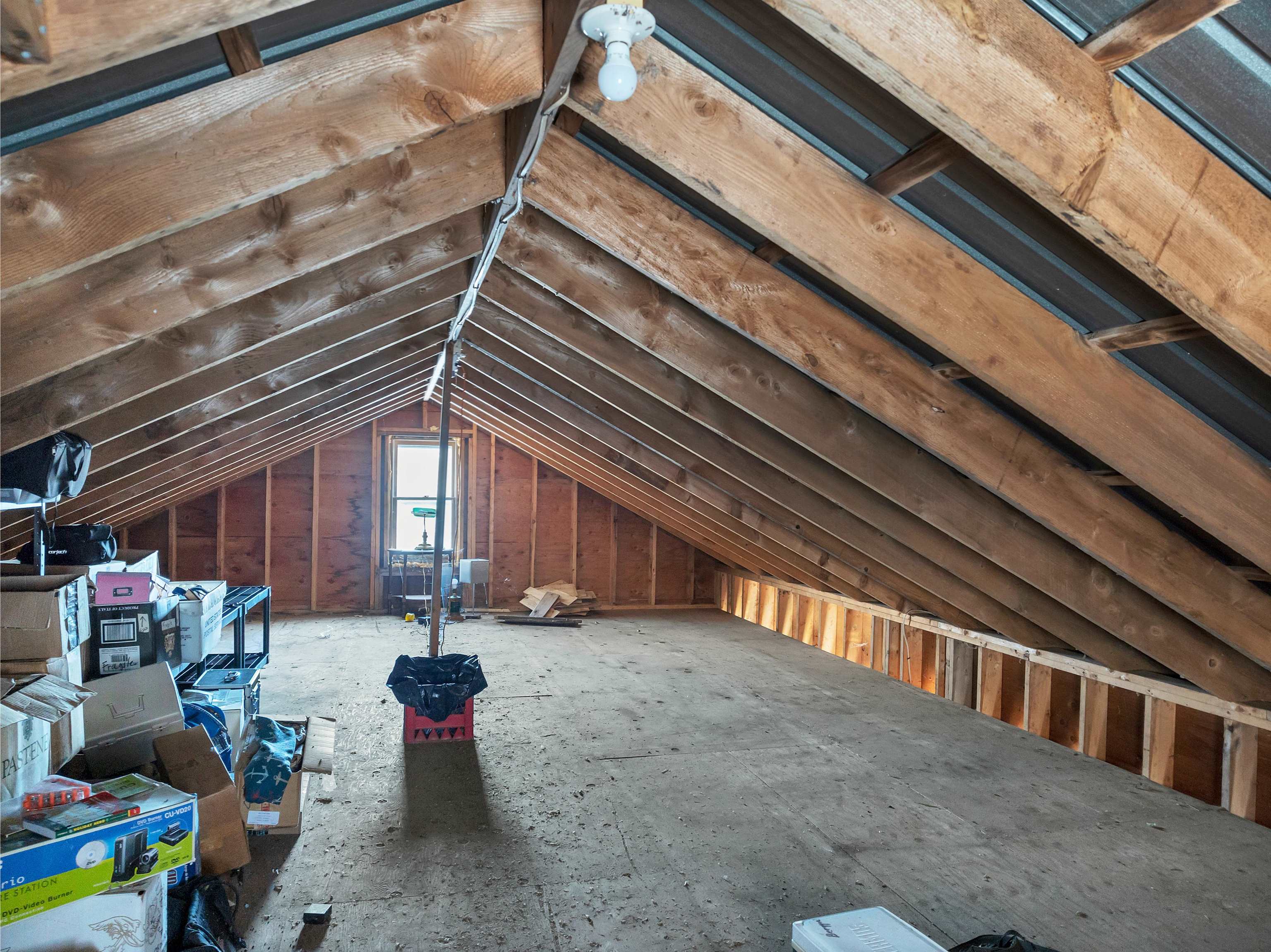 16 Varney Rd, Wolfeboro, NH 03894