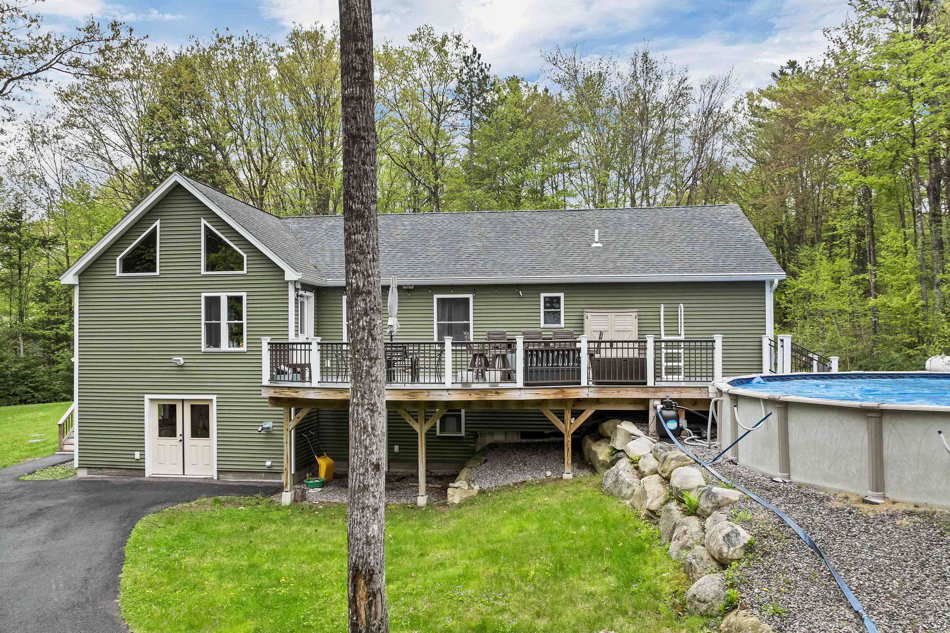 29 Reservoir Heights Rd, Plymouth, NH 03264