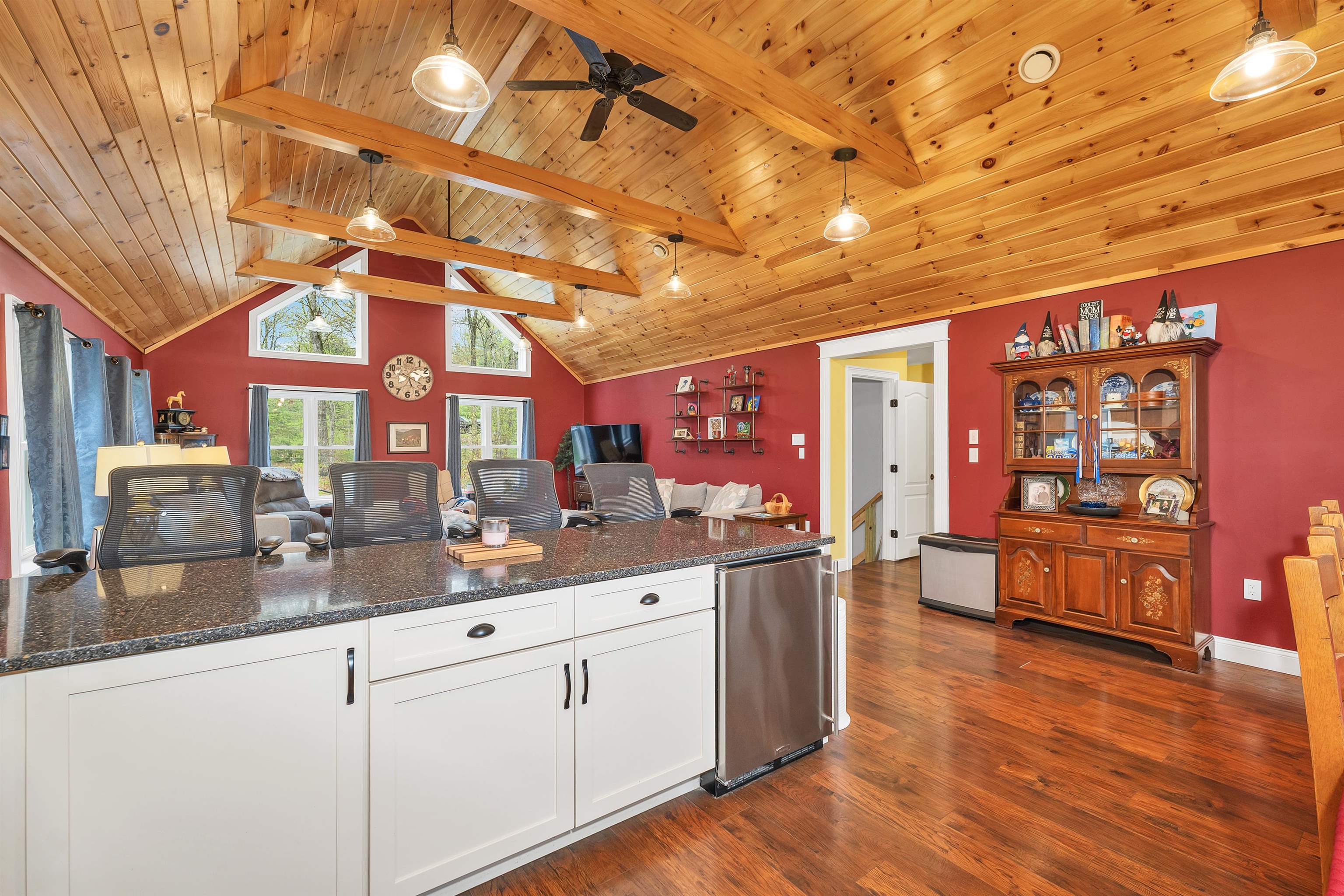 29 Reservoir Heights Rd, Plymouth, NH 03264