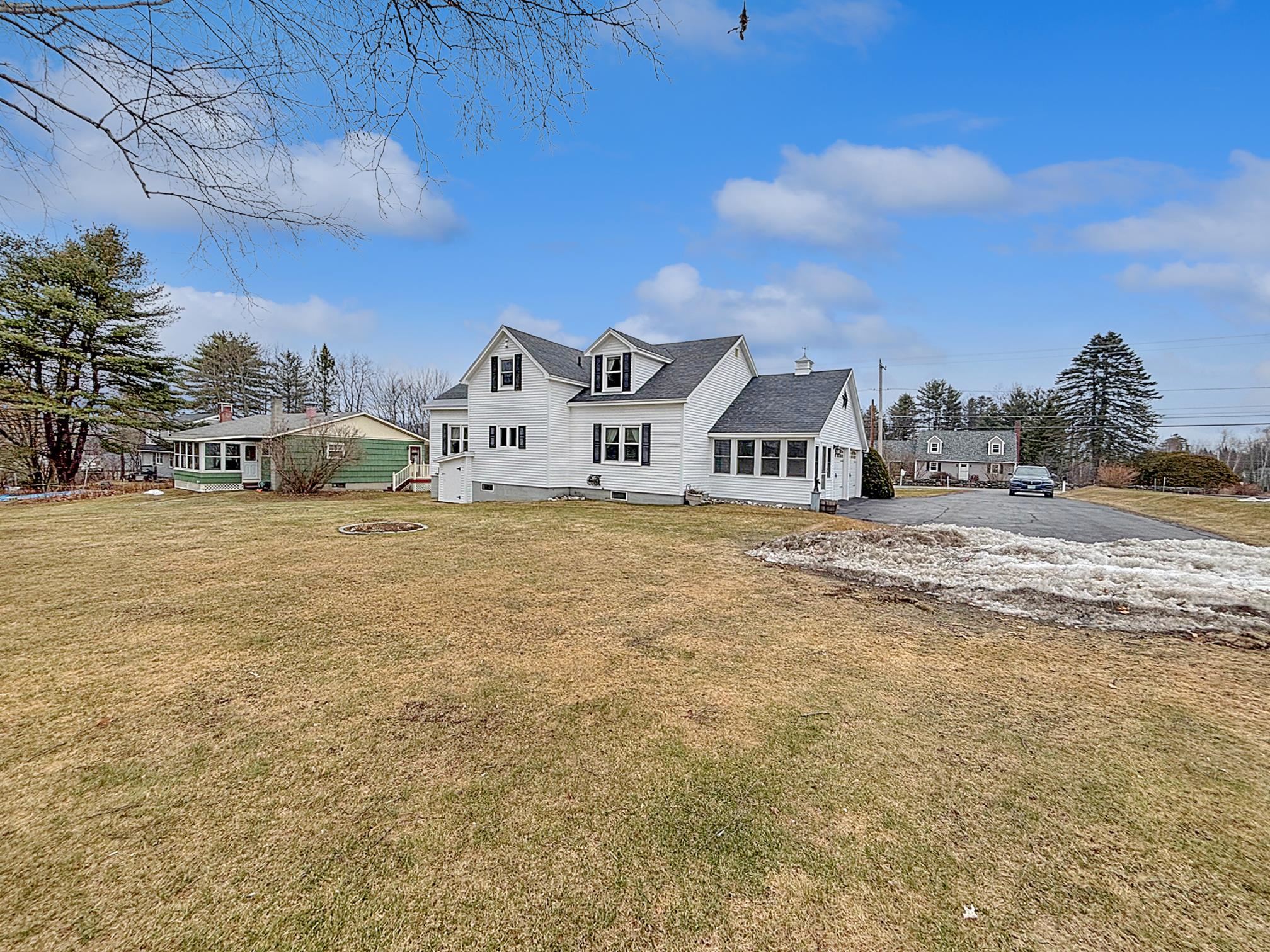 166 Bethlehem Rd, Littleton, NH 03561