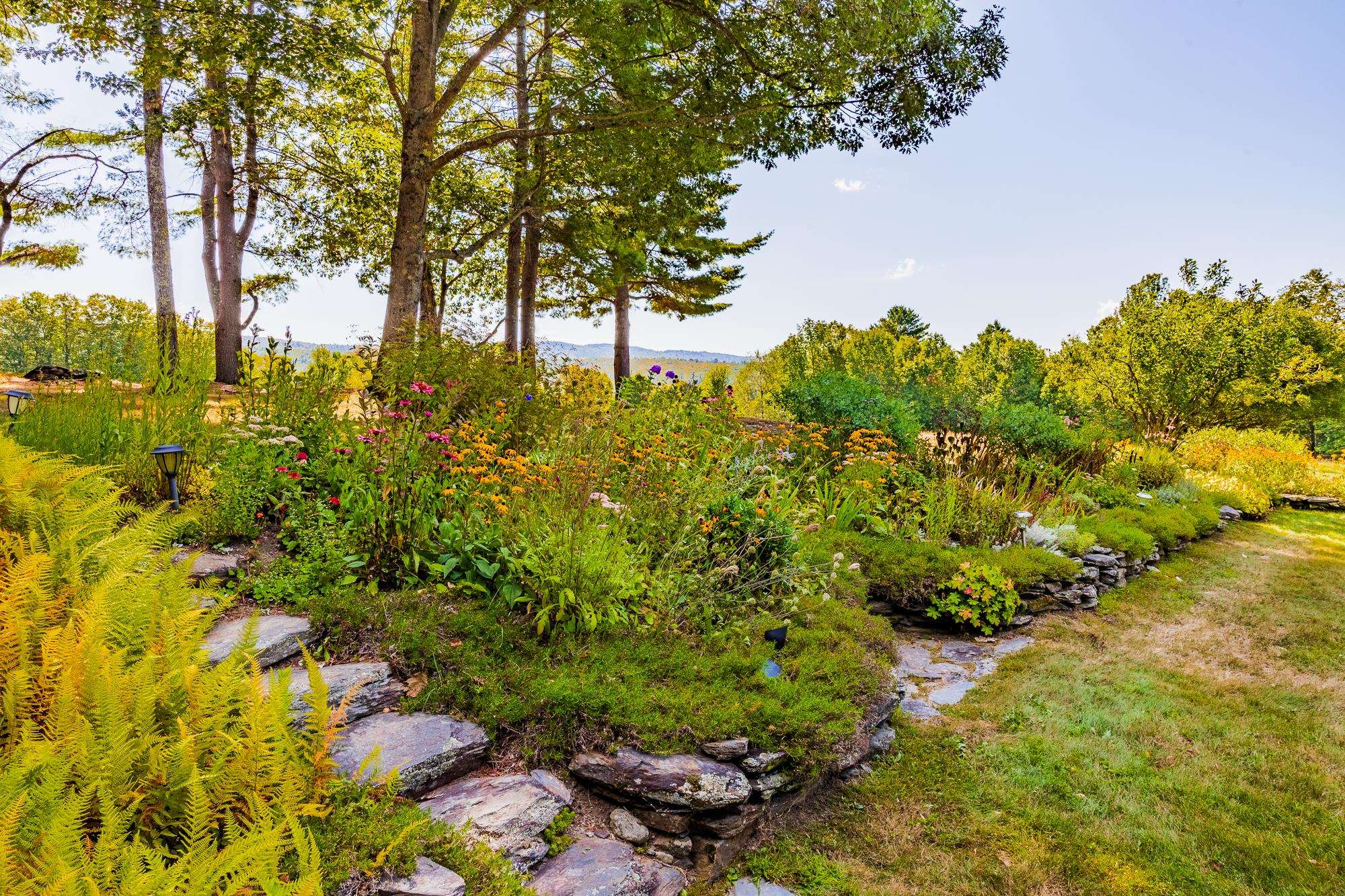 8 Parade Ground Rd, Hanover, NH 03750