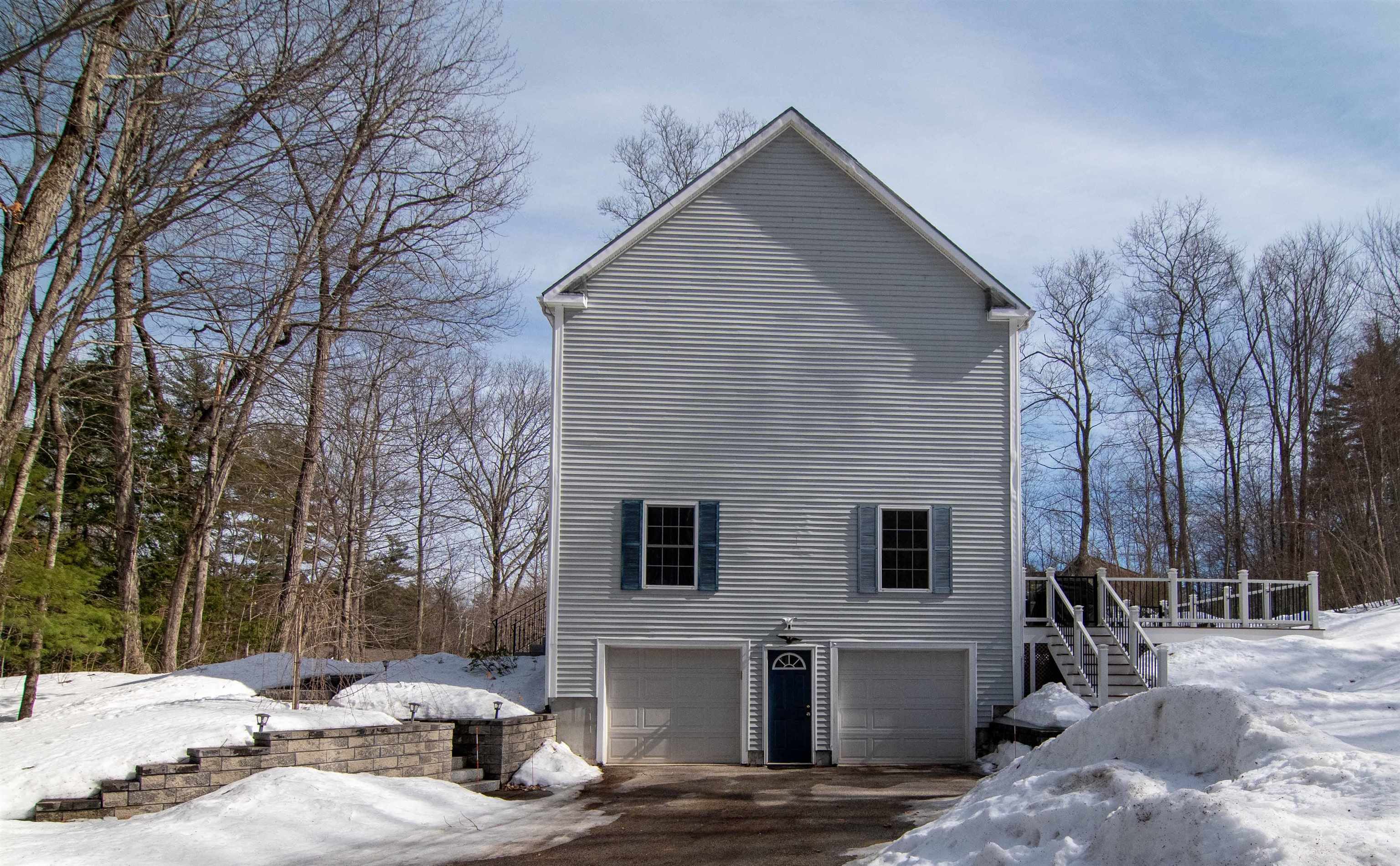 34 Scribner Rd, Raymond, NH 03077