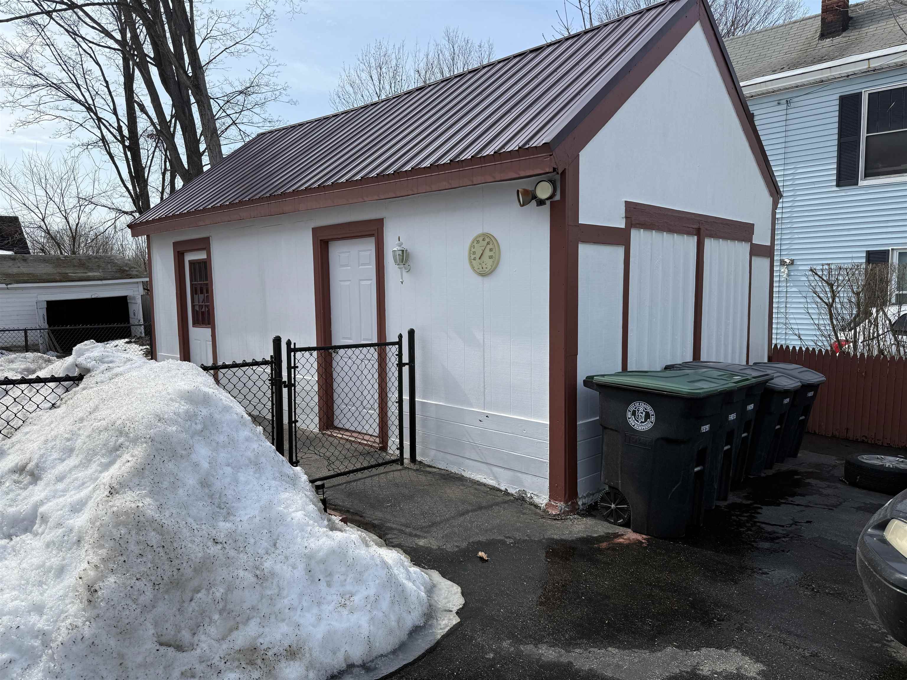 29 Elkins St, Franklin, NH 03235