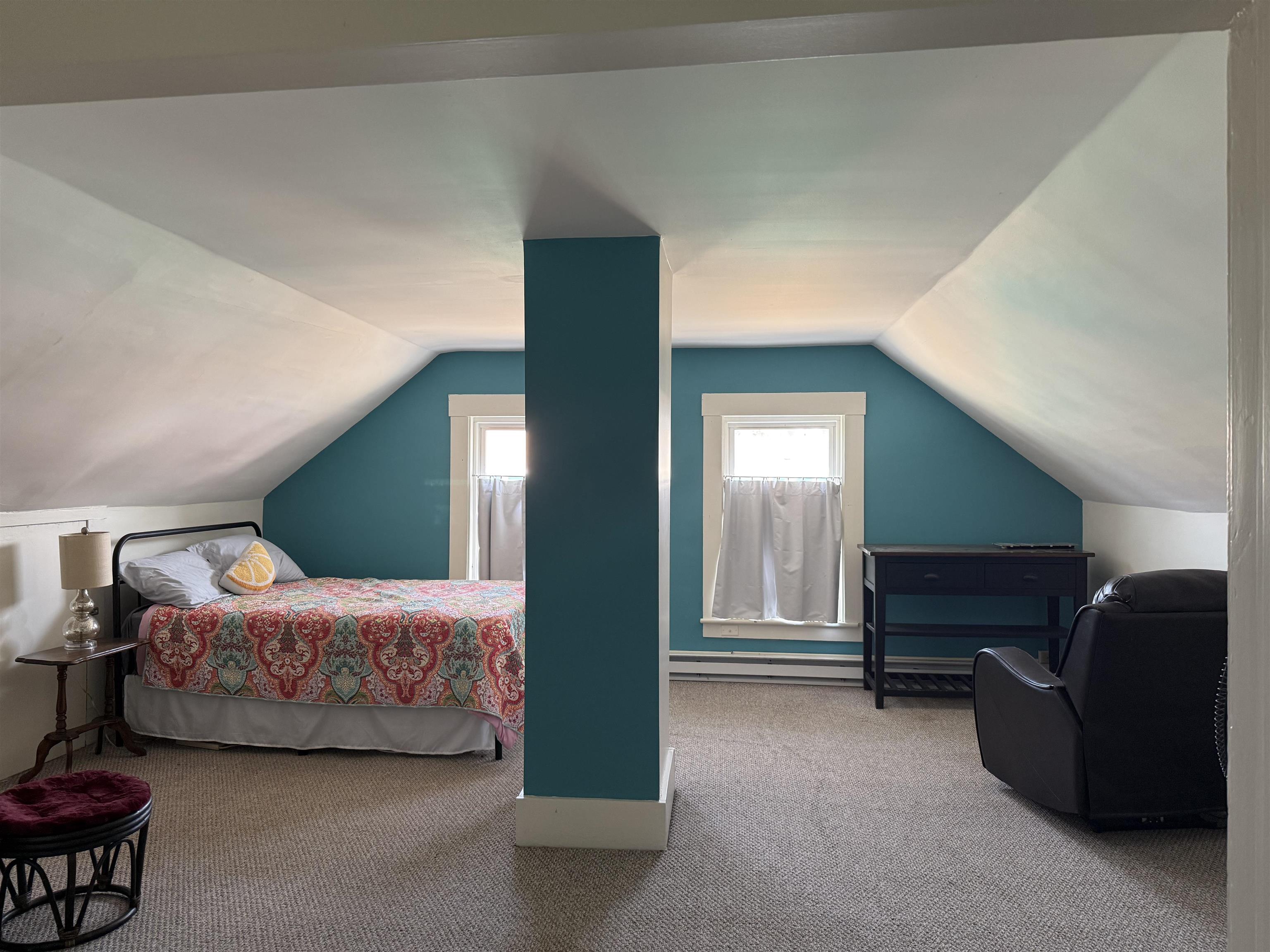 29 Elkins St, Franklin, NH 03235