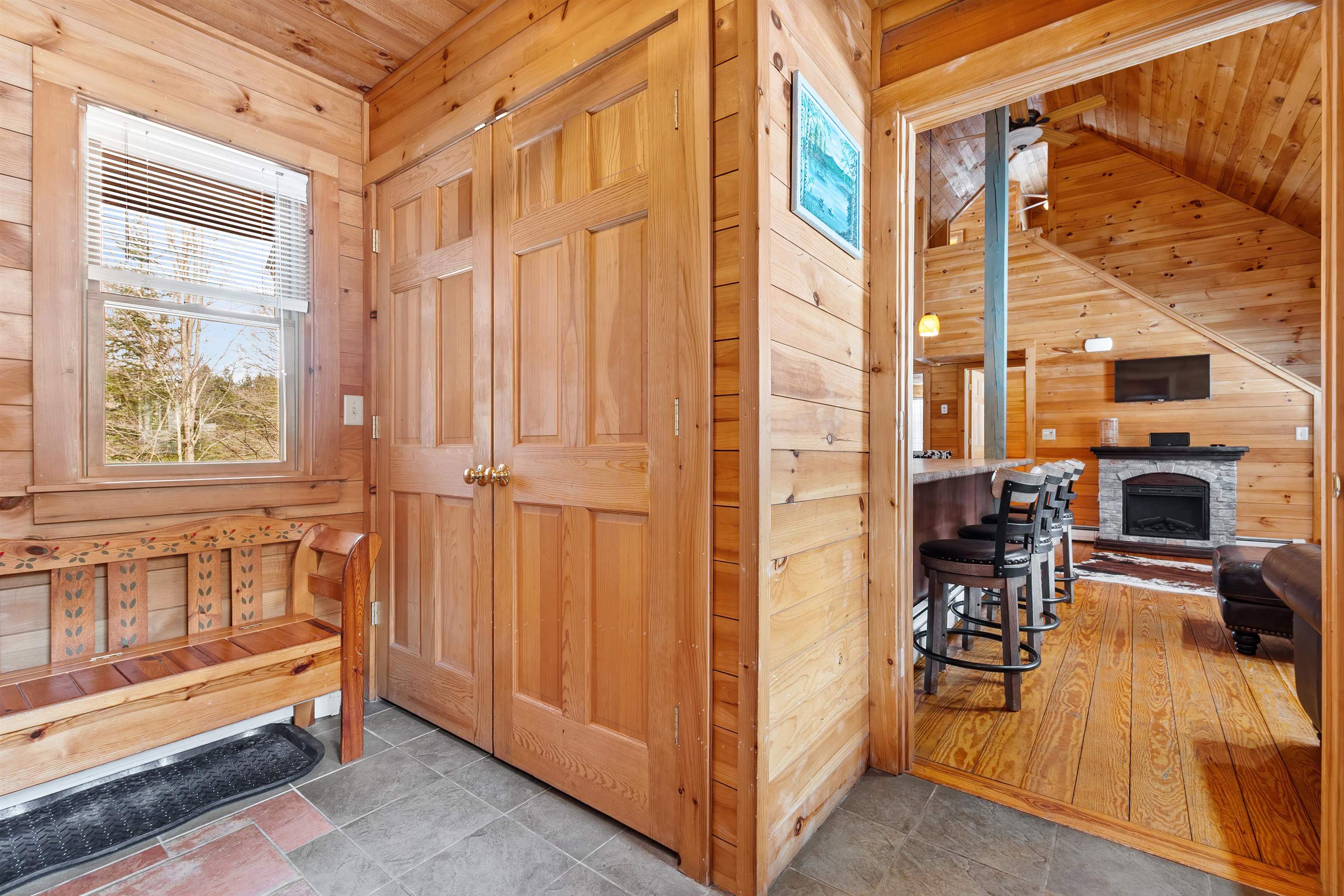 284 Nutting Rd, Sunapee, NH 03782