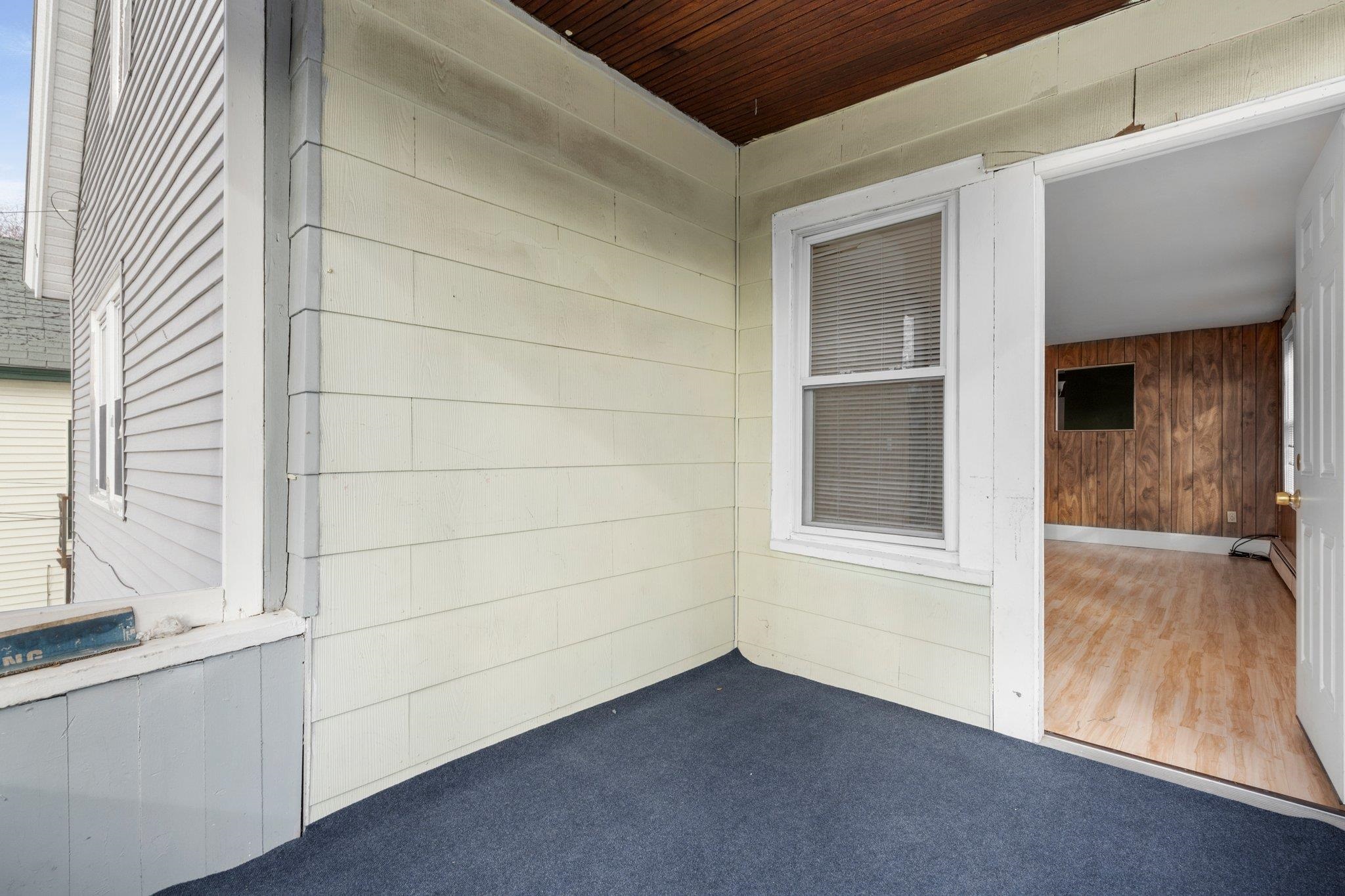 23-25 Salem St, Nashua, NH 03064