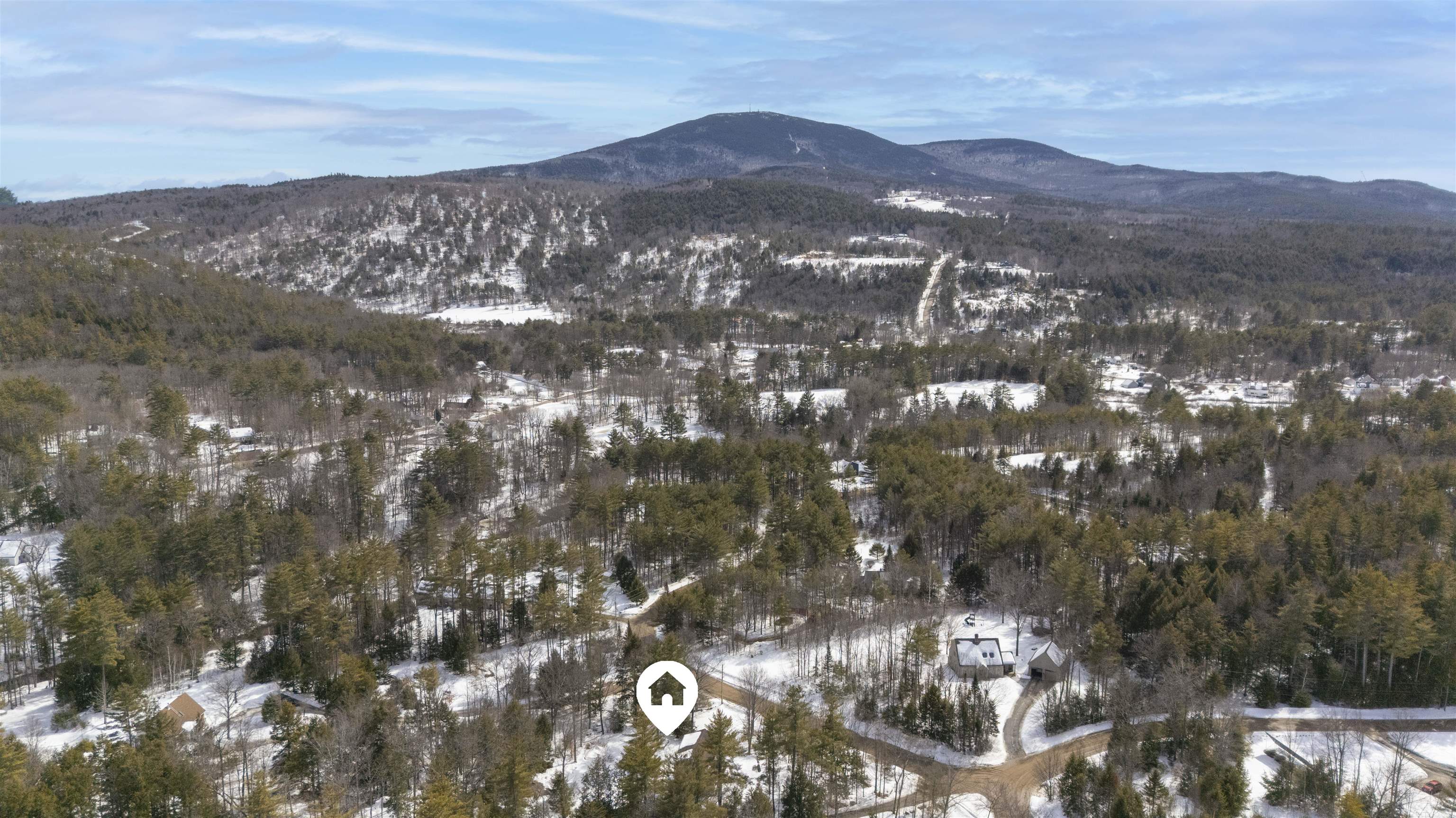 136 Stone Bridge Rd, Wilmot, NH 03287