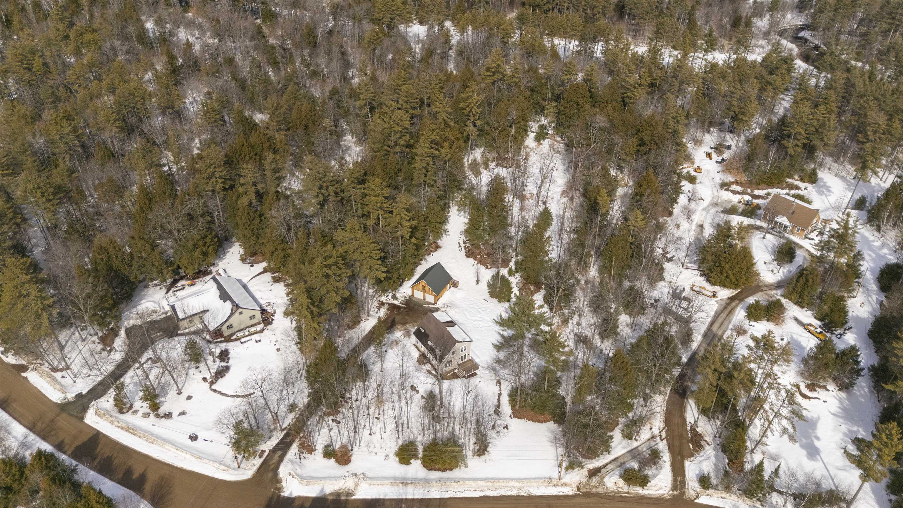 136 Stone Bridge Rd, Wilmot, NH 03287