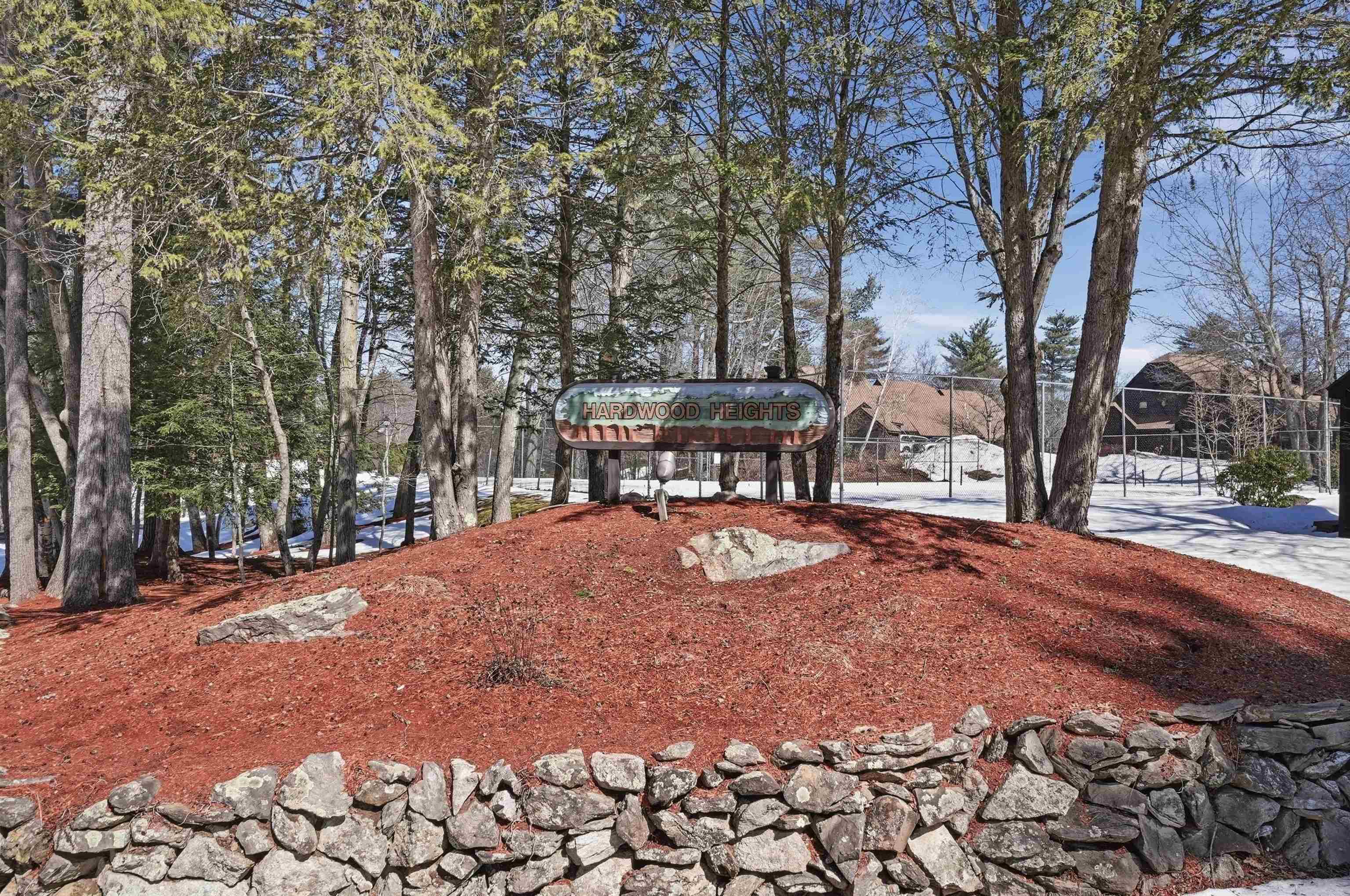 45 Stacey Cir, Windham, NH 03087
