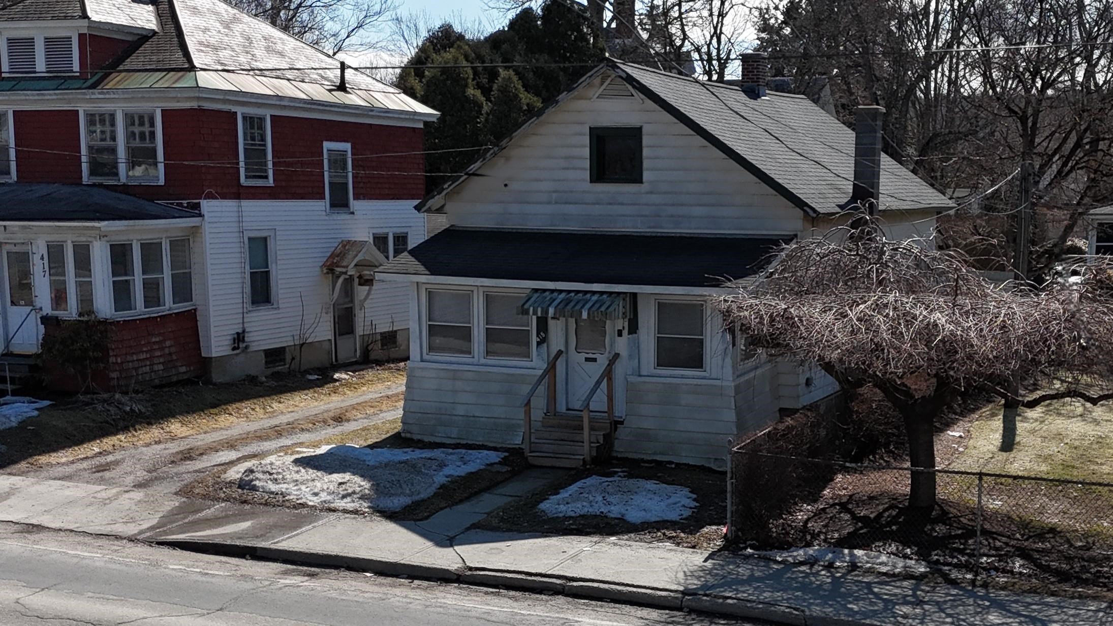 415 County St, Bennington, VT 05201
