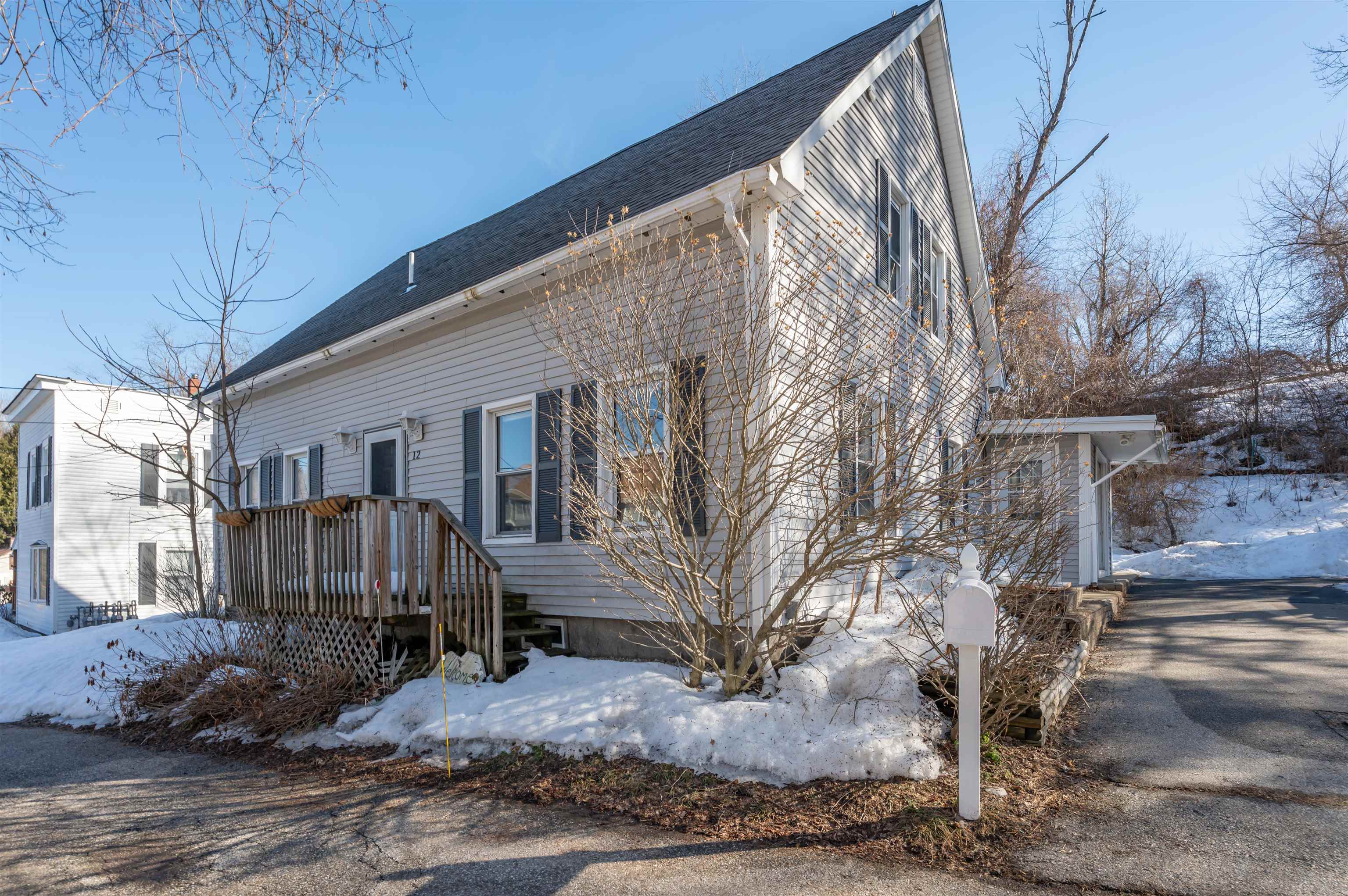 12 Chase Street, Hooksett, NH 03106