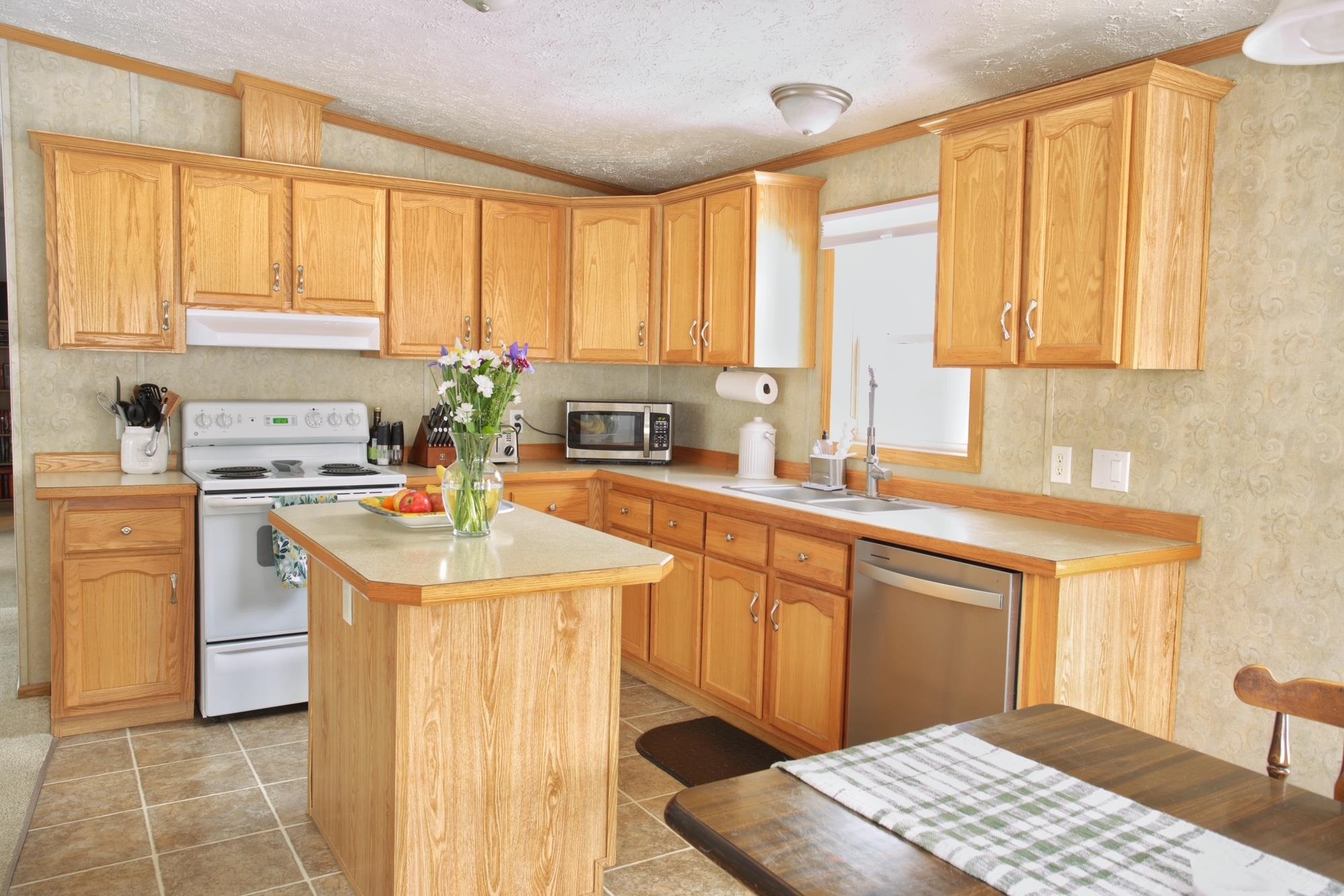 24 Ruby Dr, Barrington, NH 03825