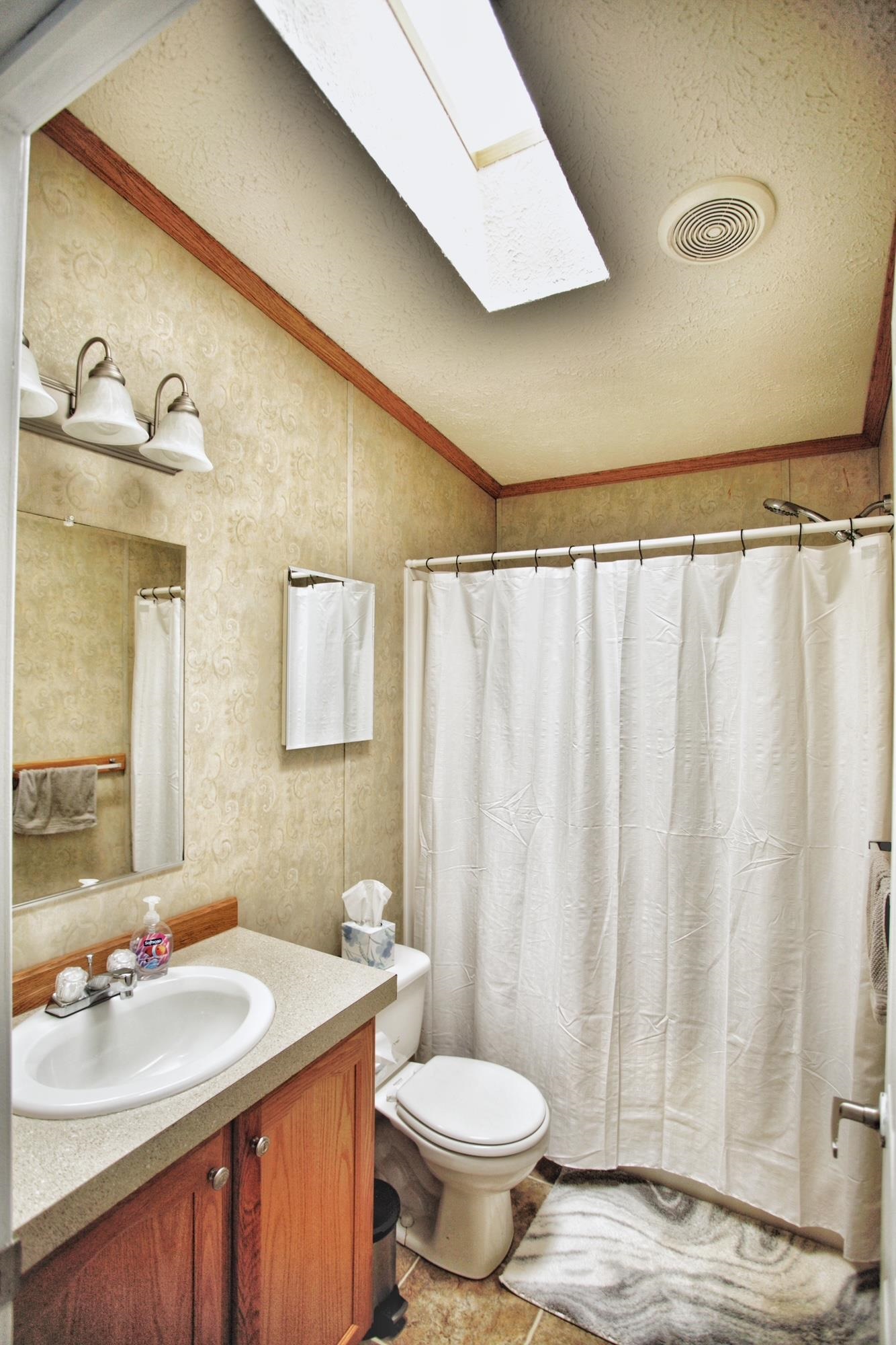 24 Ruby Dr, Barrington, NH 03825